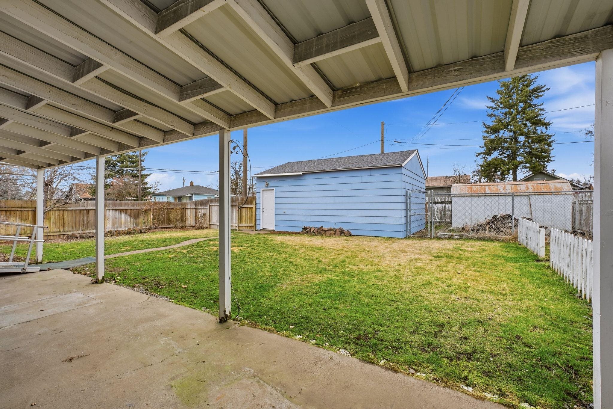 1403 E Gordon Ct - Photo 30