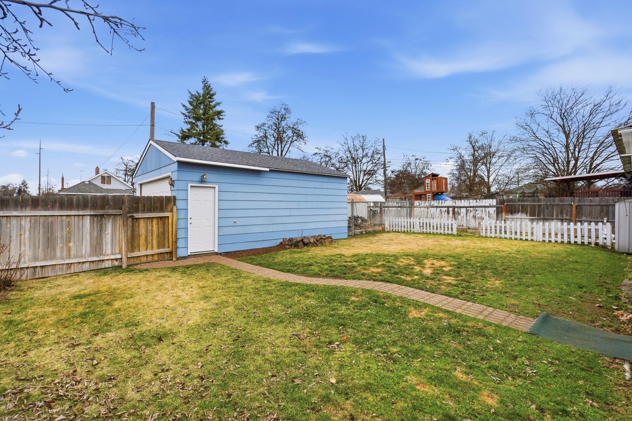 1403 E Gordon Ct - Photo 36