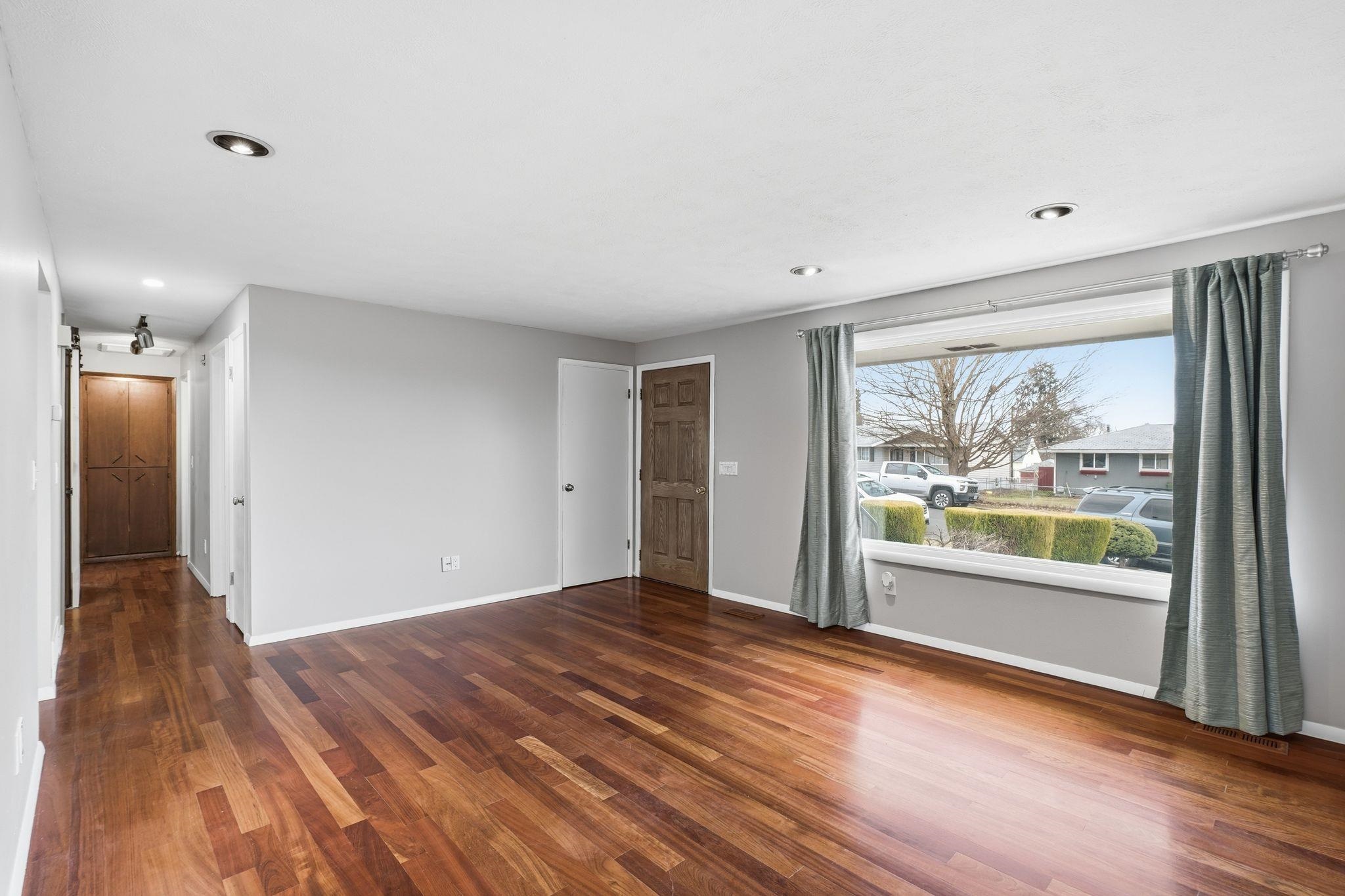 1403 E Gordon Ct - Photo 8