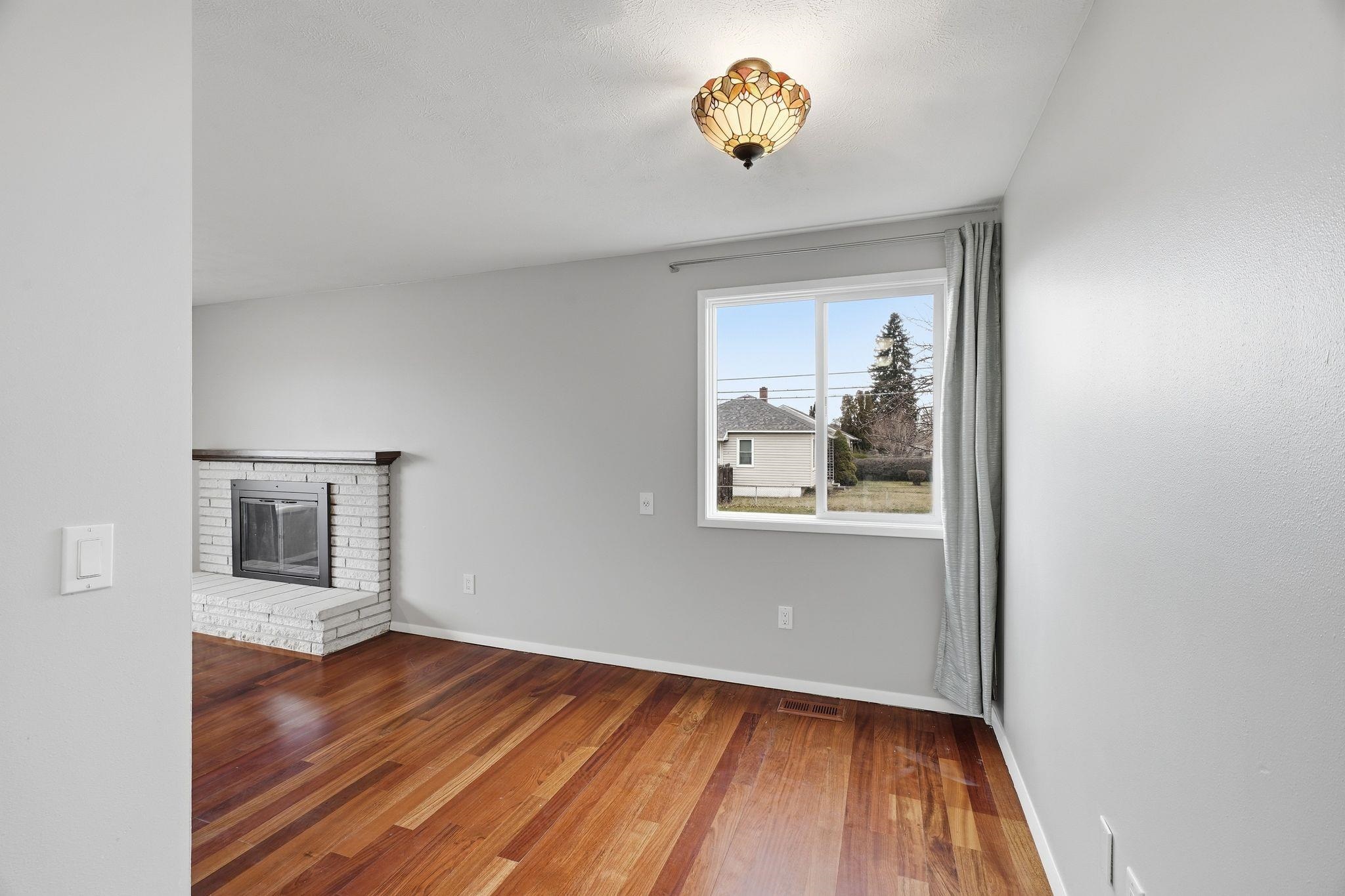 1403 E Gordon Ct - Photo 10