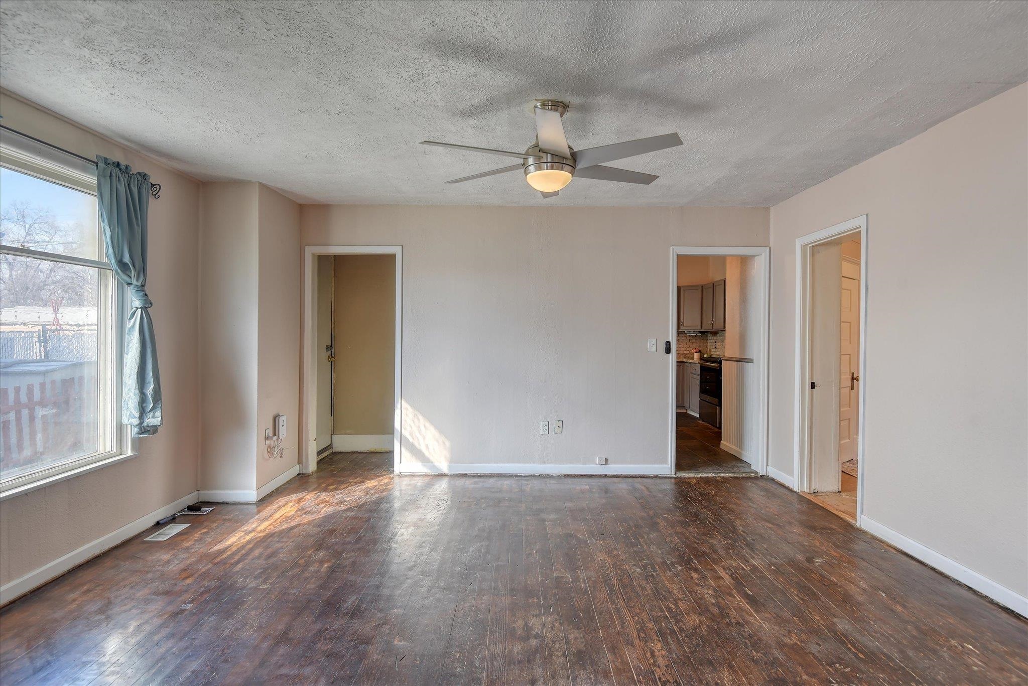 2715 E Diamond Ave - Photo 11