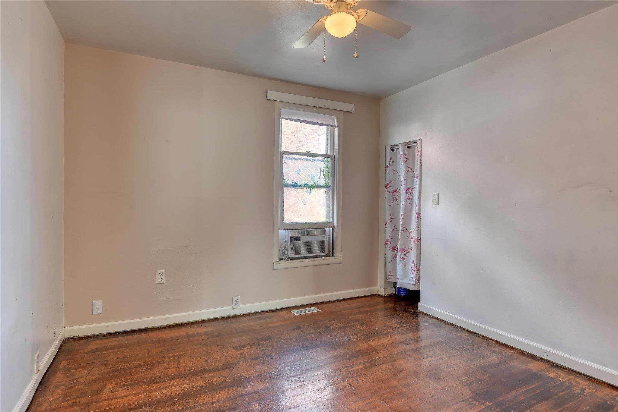 2715 E Diamond Ave - Photo 16