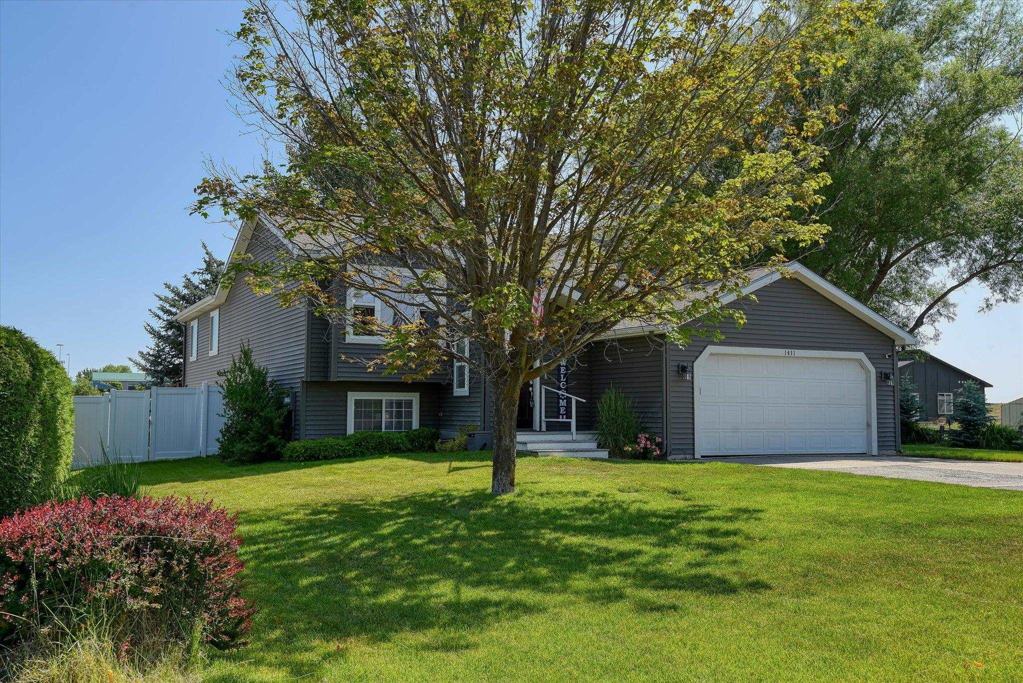 1411 Sinclair St - Photo 4