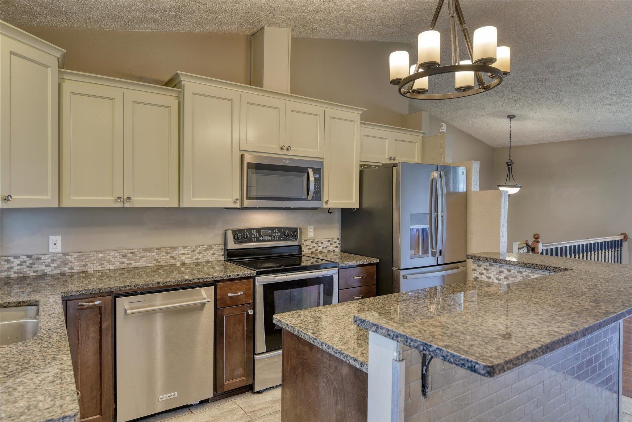 1411 Sinclair St - Photo 9