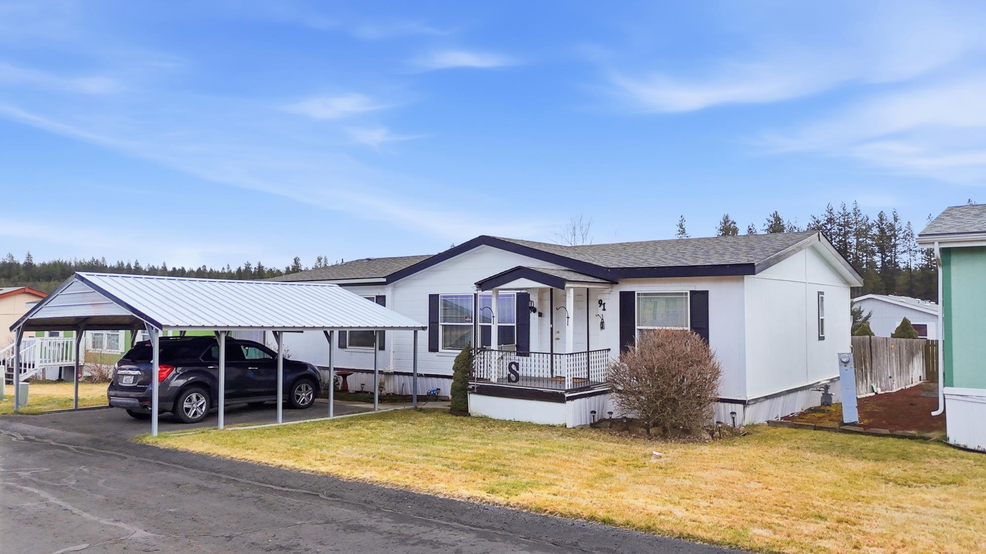 3110 E Chattaroy Rd - Photo 1