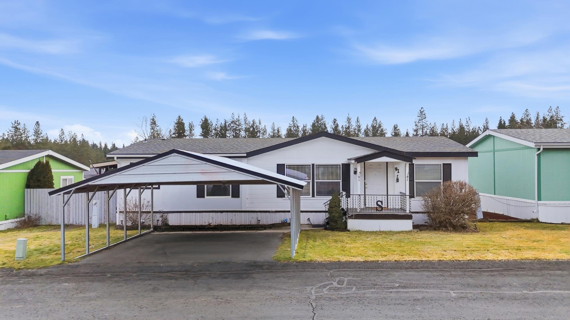 3110 E Chattaroy Rd - Photo 2