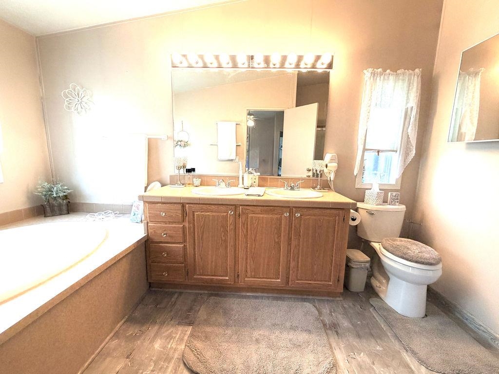 3110 E Chattaroy Rd - Photo 12