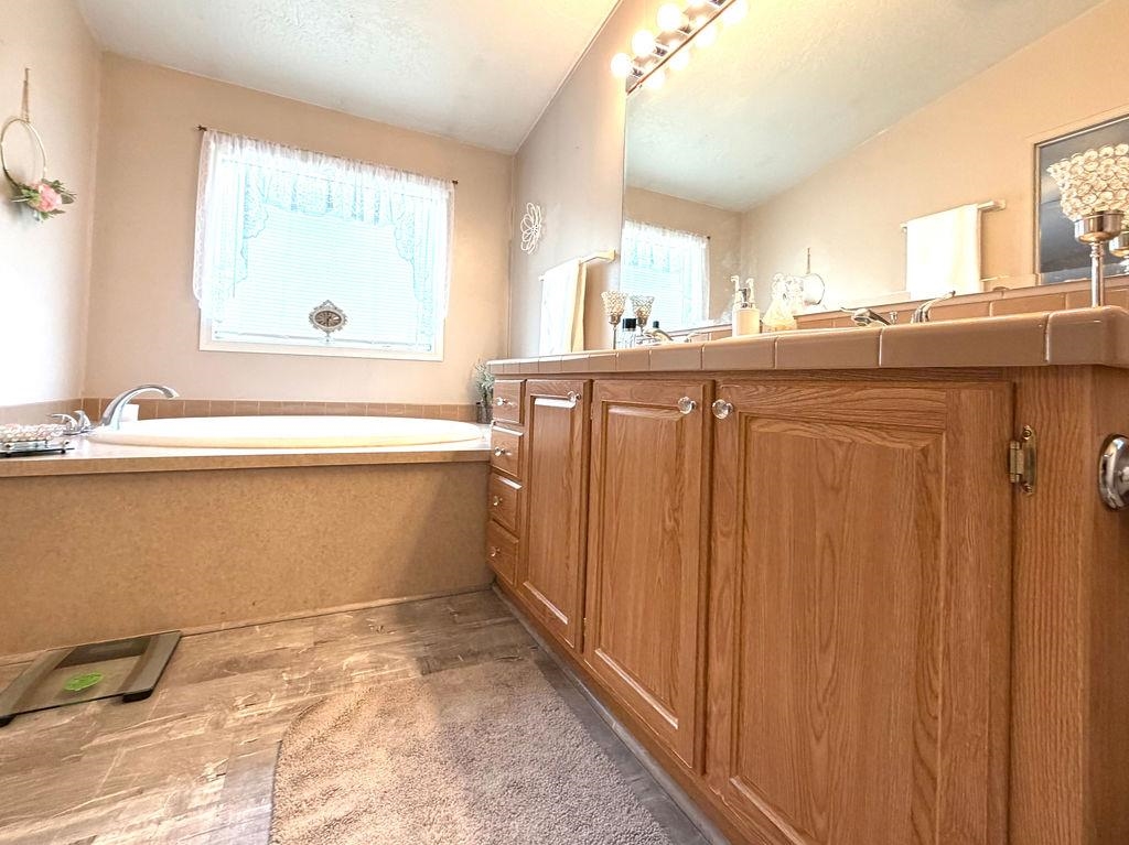 3110 E Chattaroy Rd - Photo 13