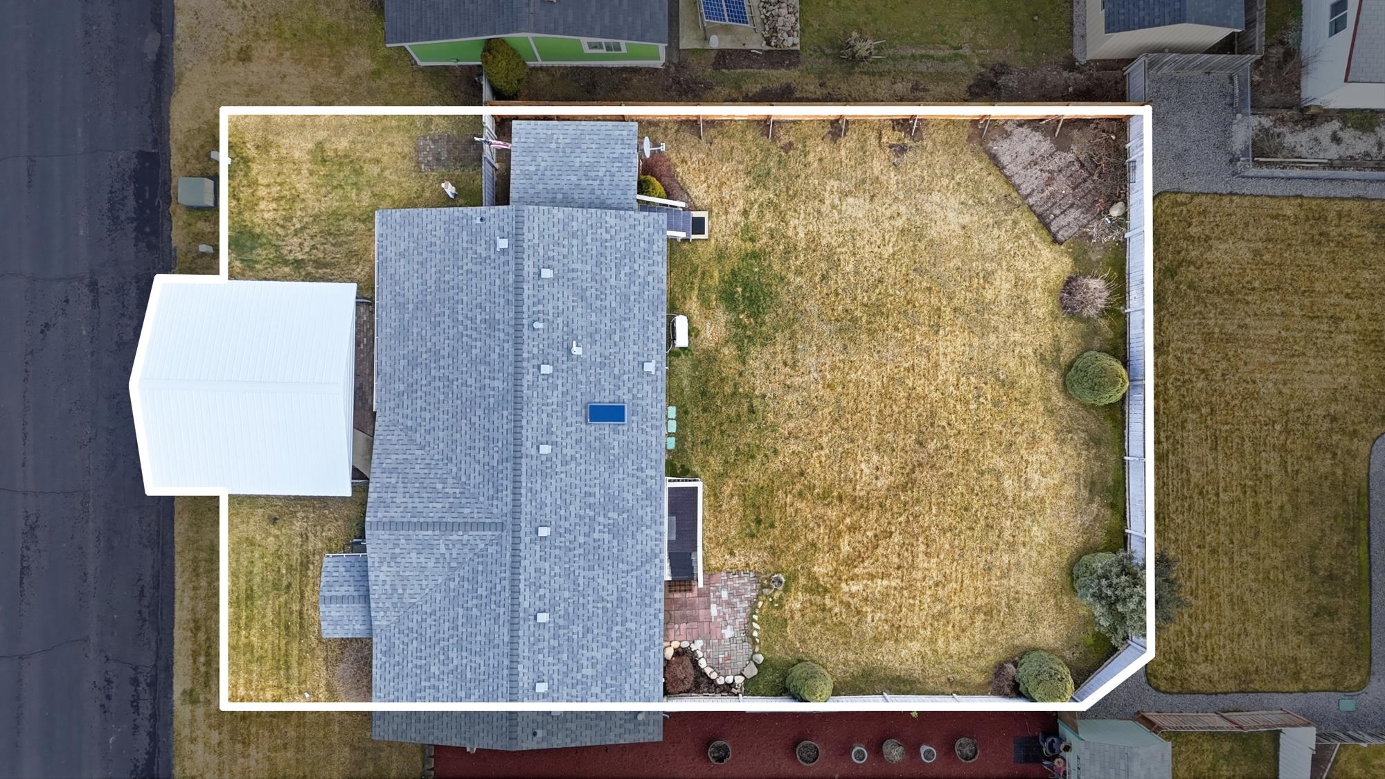 3110 E Chattaroy Rd - Photo 3