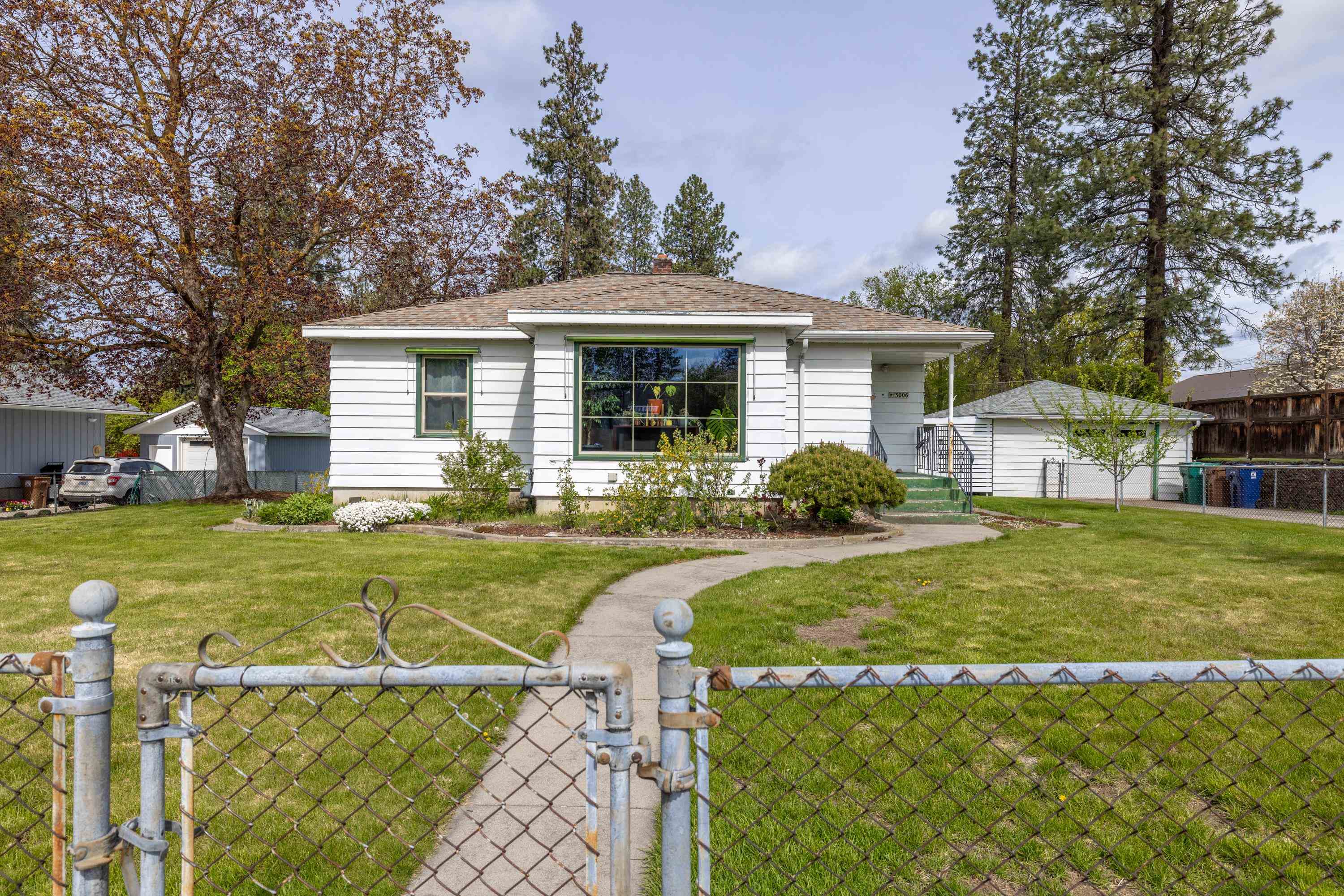 3006 W Monticello Pl - Photo 4