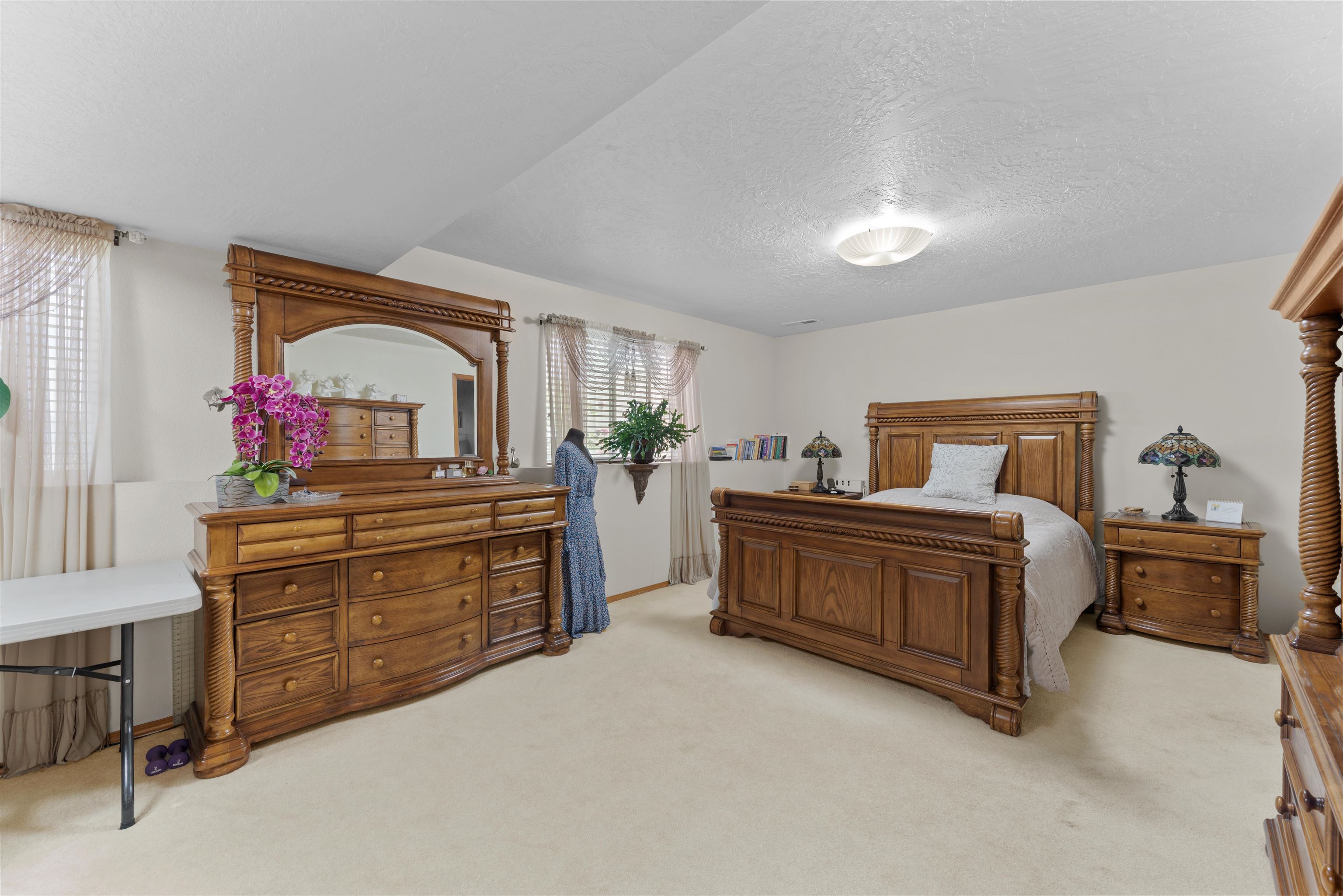 730 E Kathy Lee Ave - Photo 18