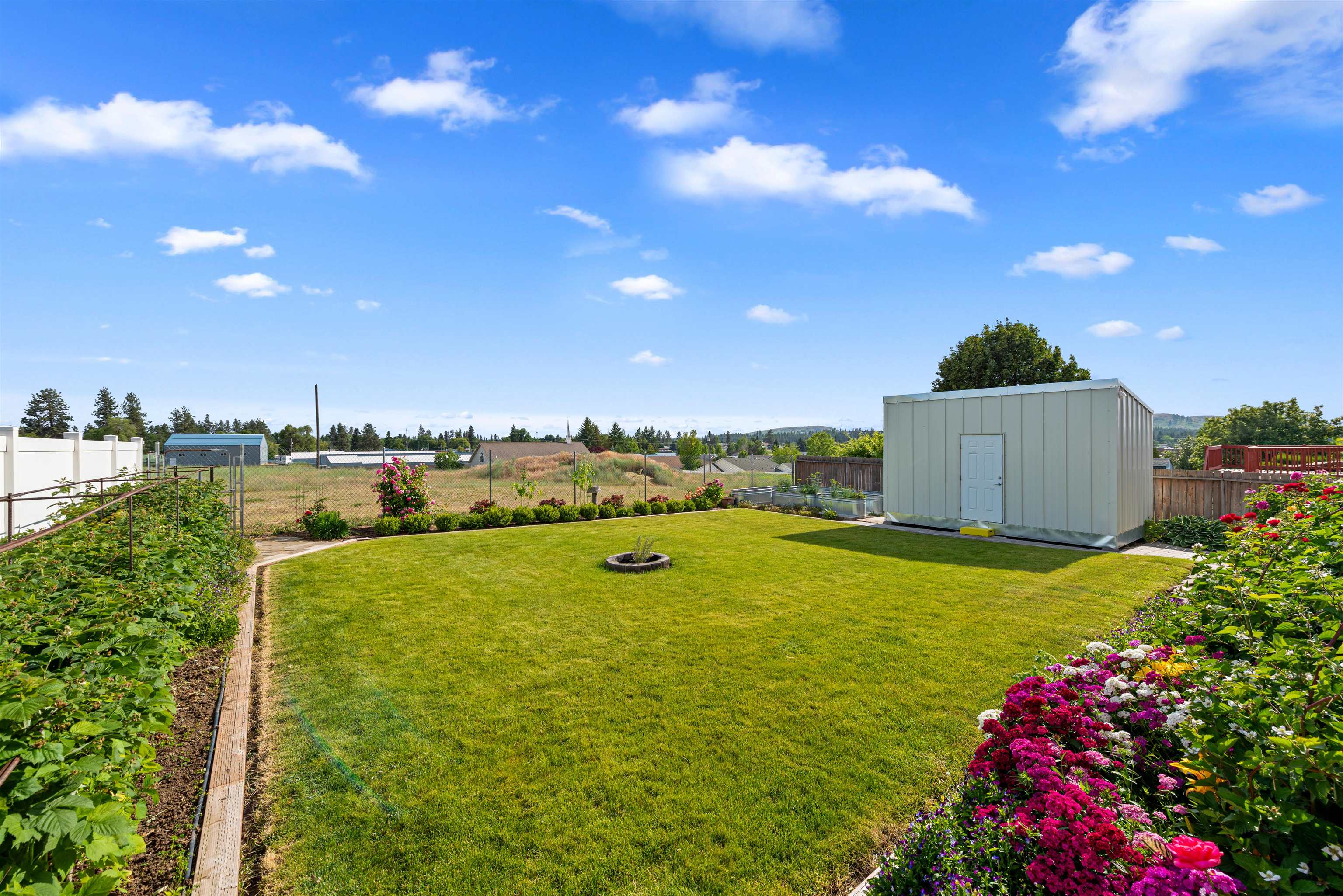 730 E Kathy Lee Ave - Photo 10