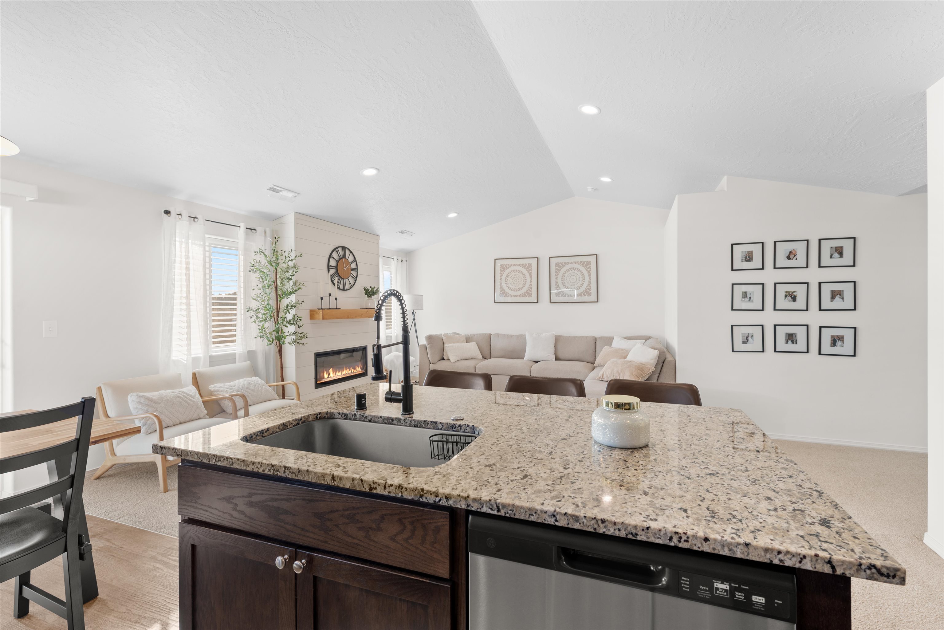 1808 E C St - Photo 14