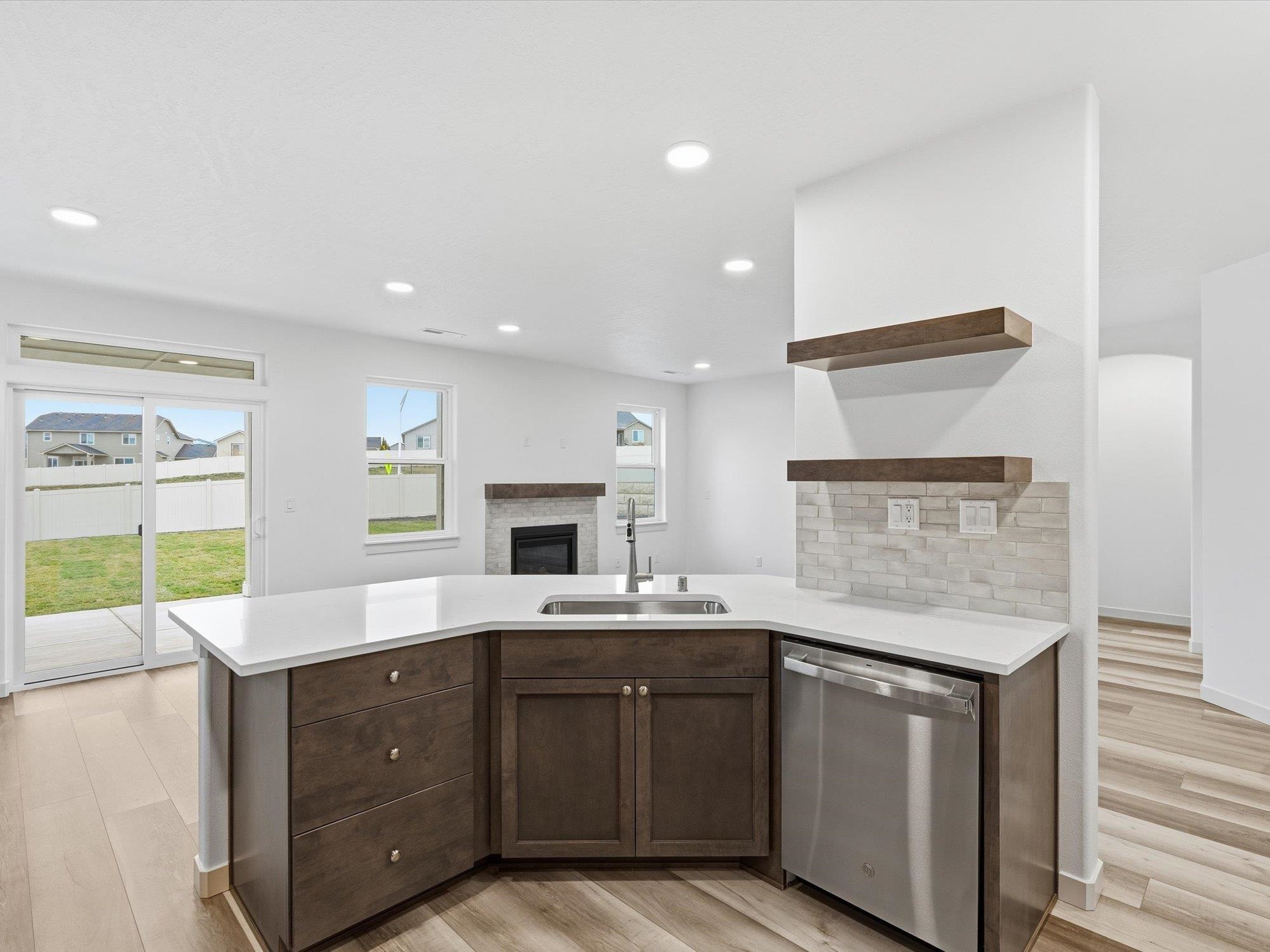 18160 E Barclay Ct - Photo 10