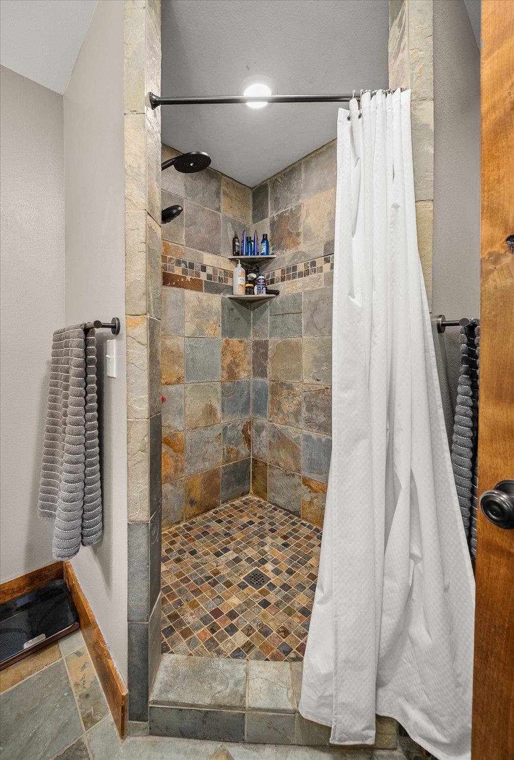 103 Crestview Dr - Photo 18