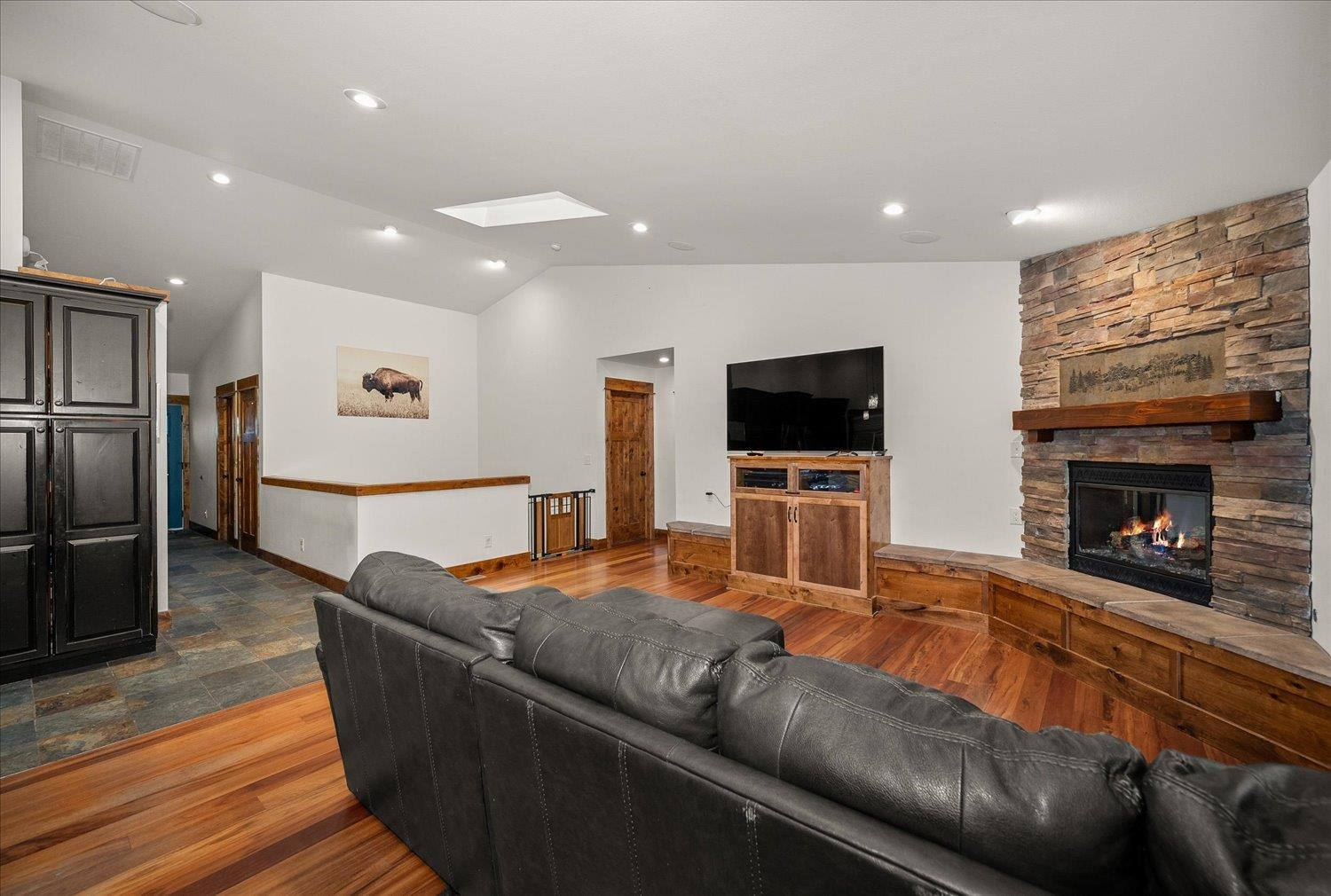 103 Crestview Dr - Photo 8