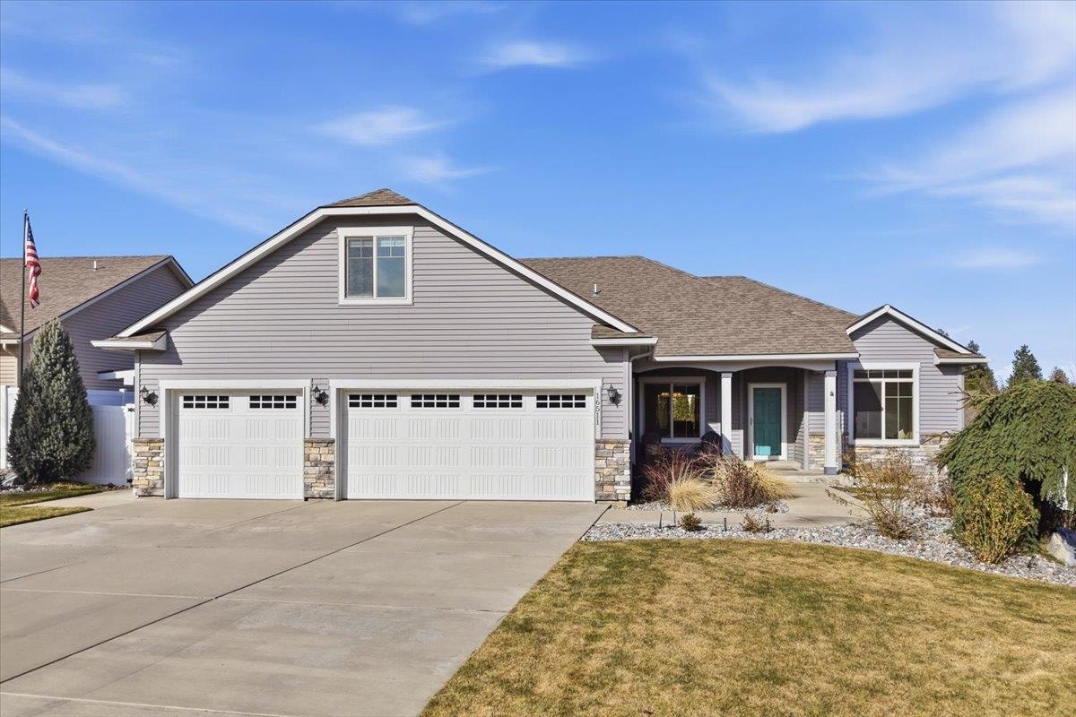 16511 E 10th Ln - Photo 1