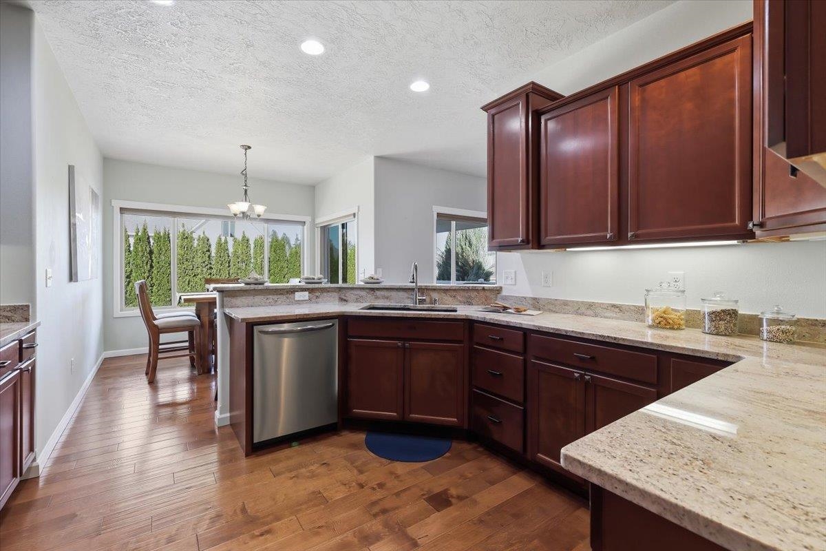 16511 E 10th Ln - Photo 12