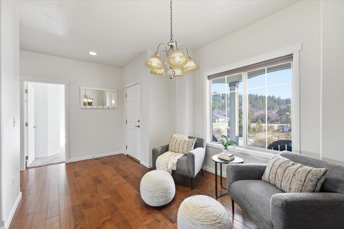16511 E 10th Ln - Photo 3