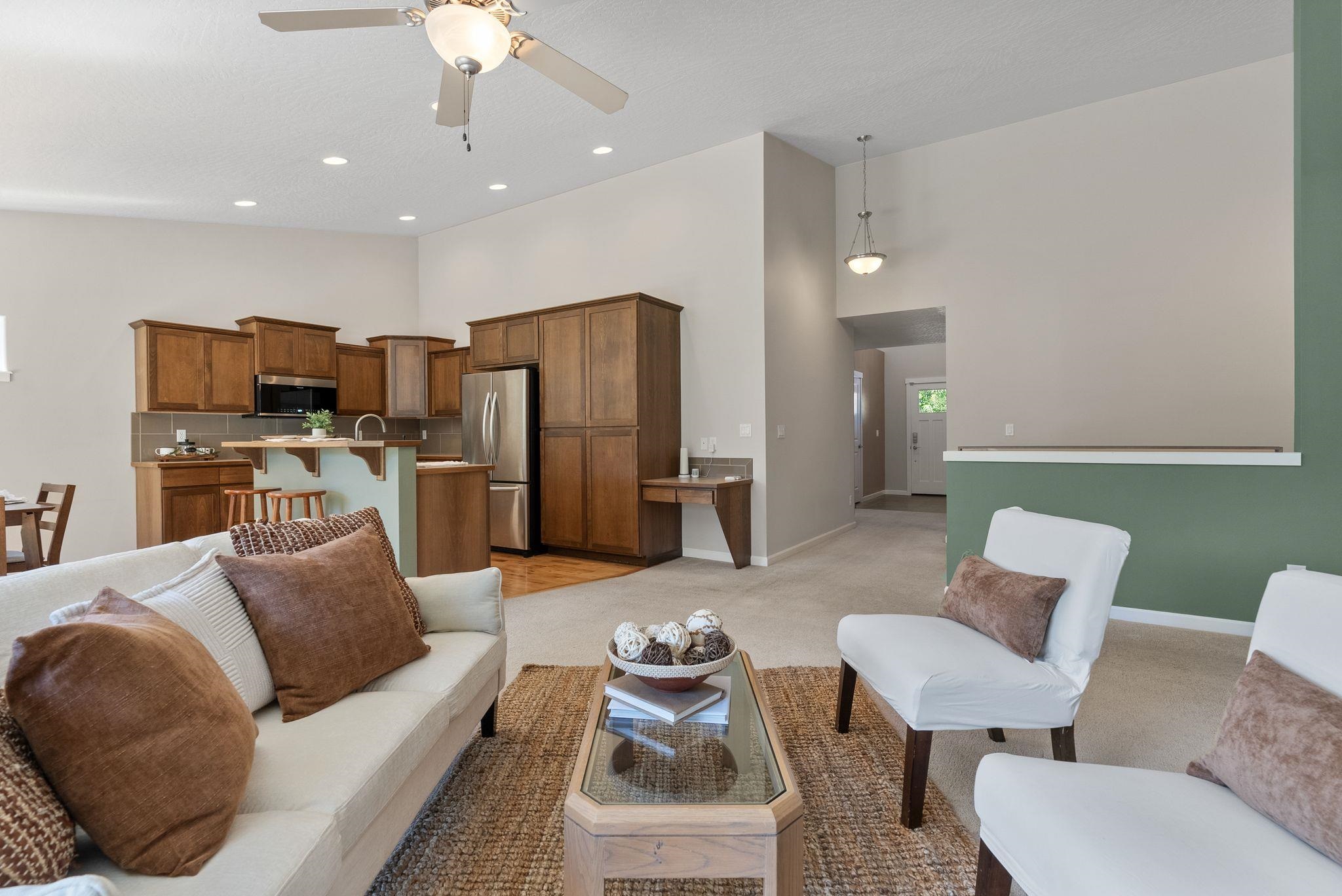 1790 N Winchester St - Photo 14