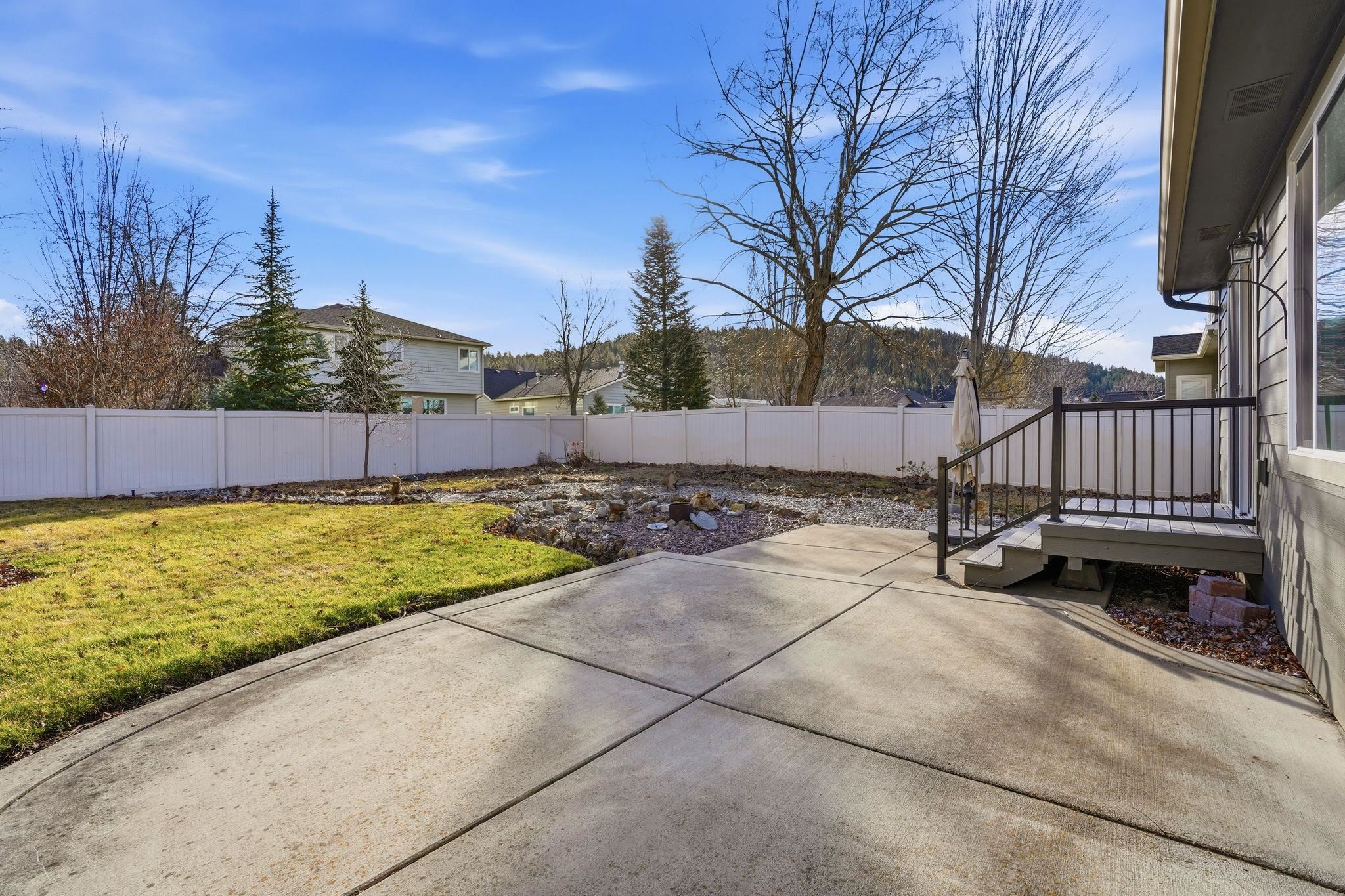 1790 N Winchester St - Photo 25