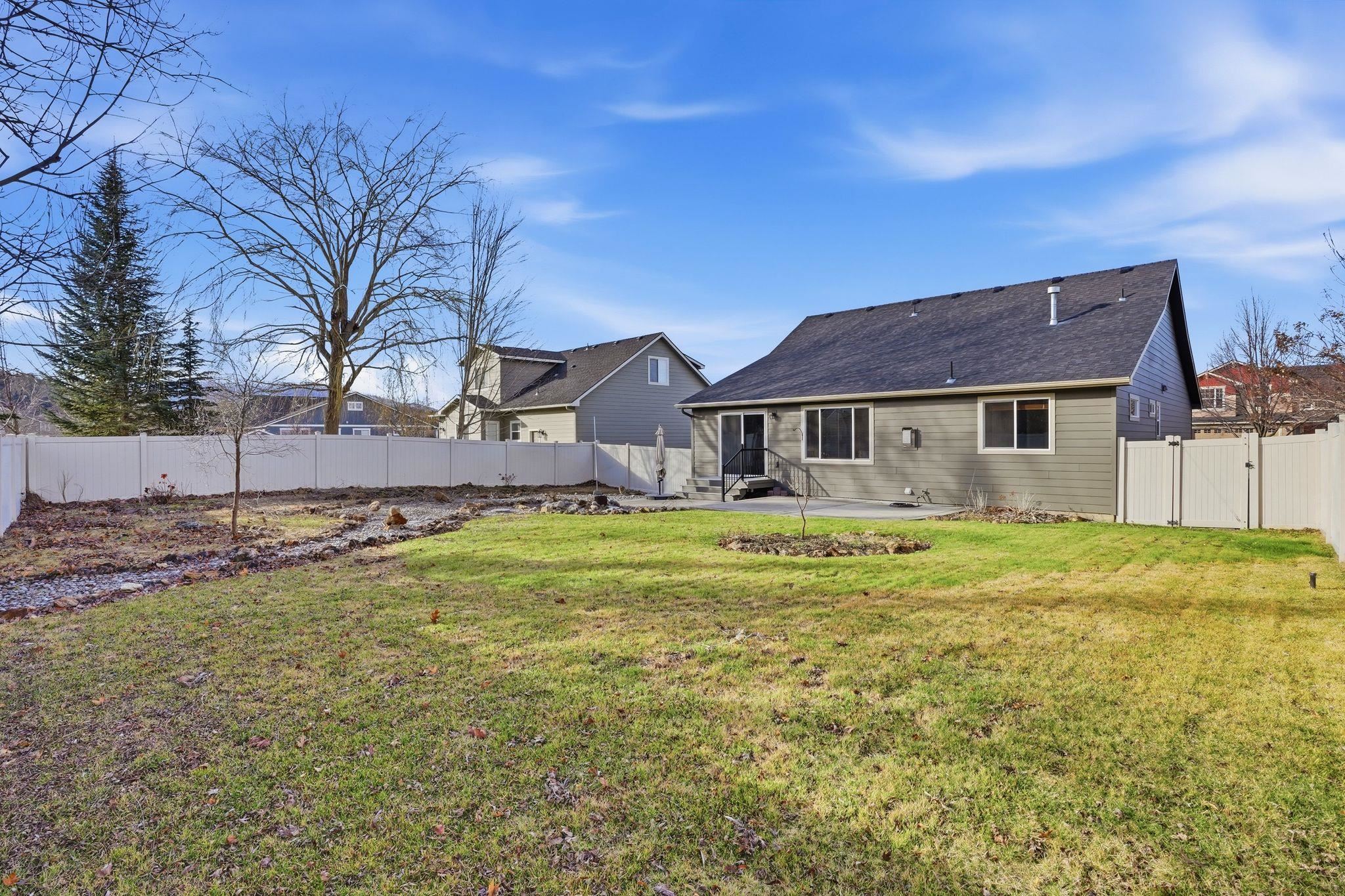 1790 N Winchester St - Photo 27