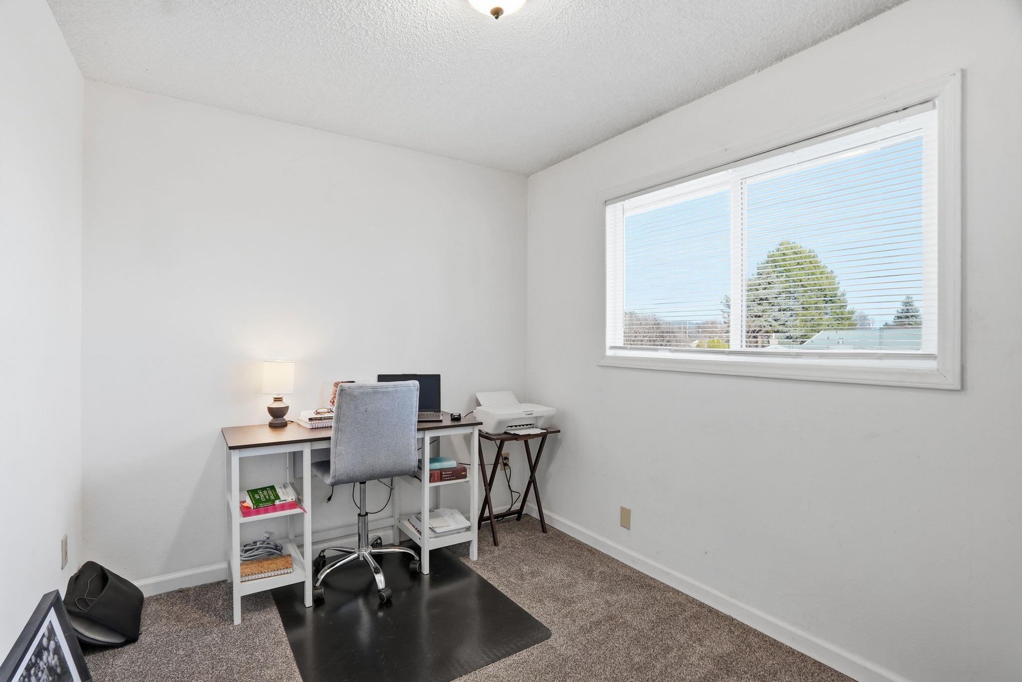 1625 N Walnut Rd - Photo 20