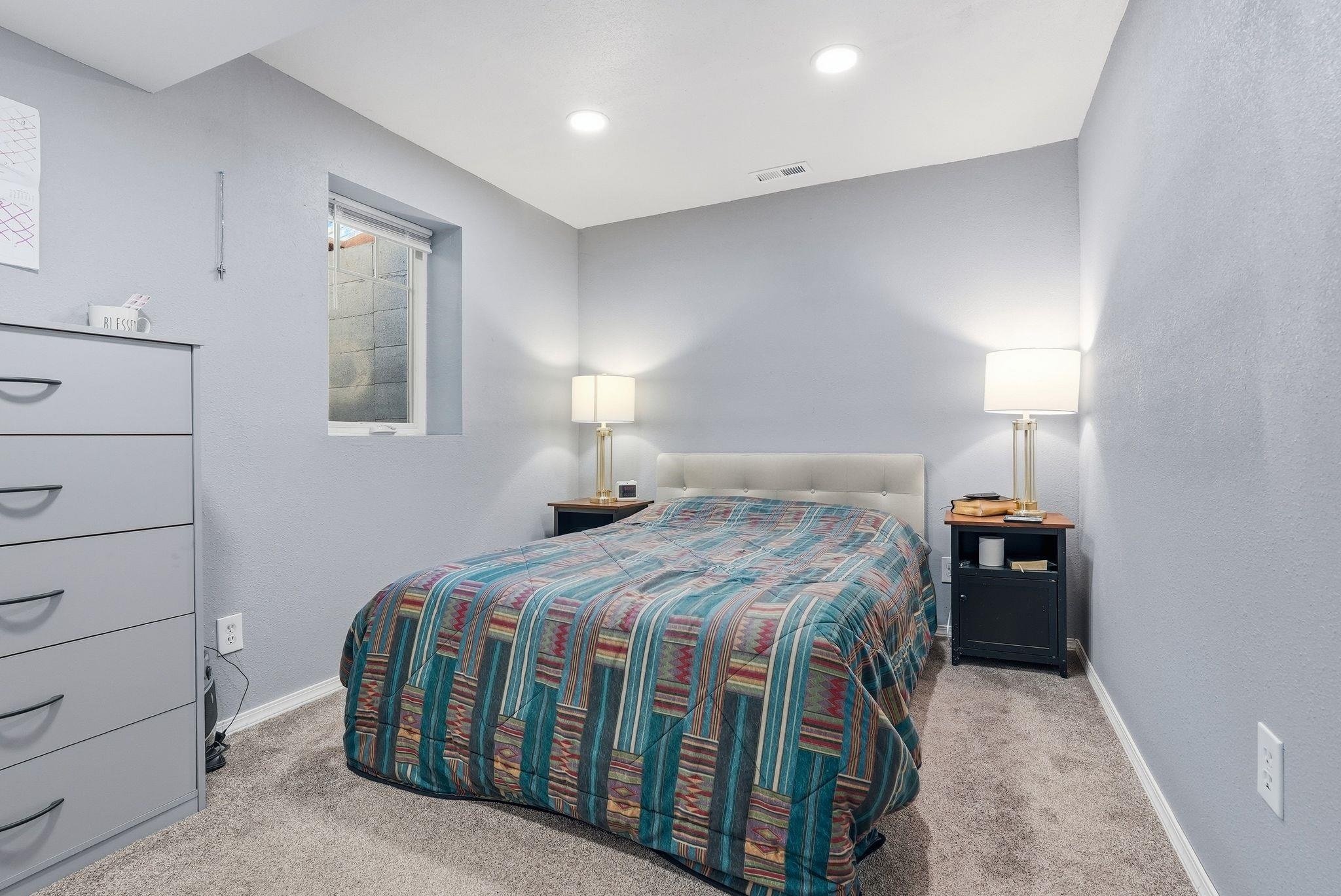 1625 N Walnut Rd - Photo 24