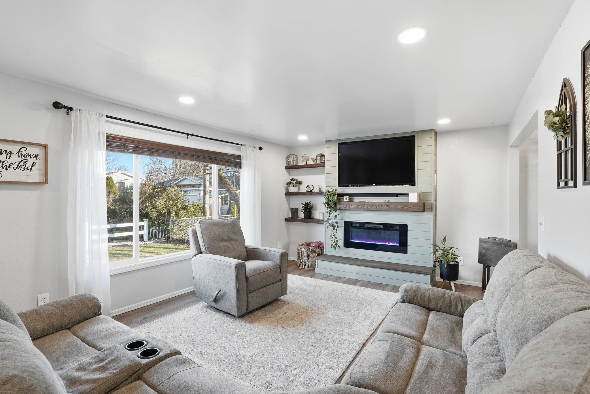 1625 N Walnut Rd - Photo 5