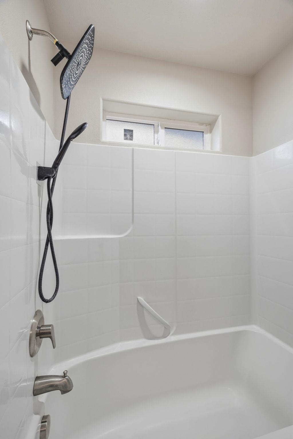4912 E 8th Ave - Photo 16