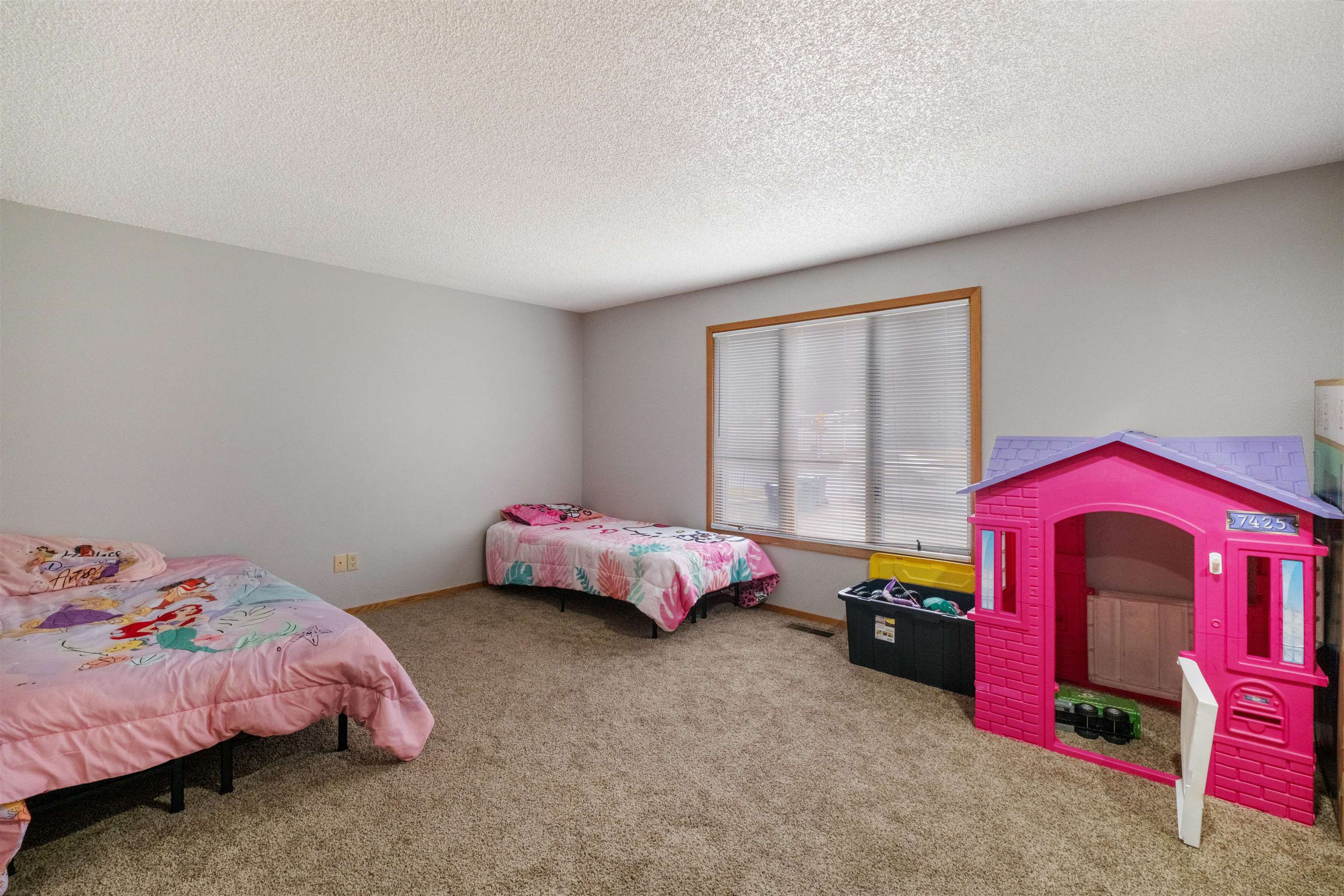 9724 N Wall St - Photo 10