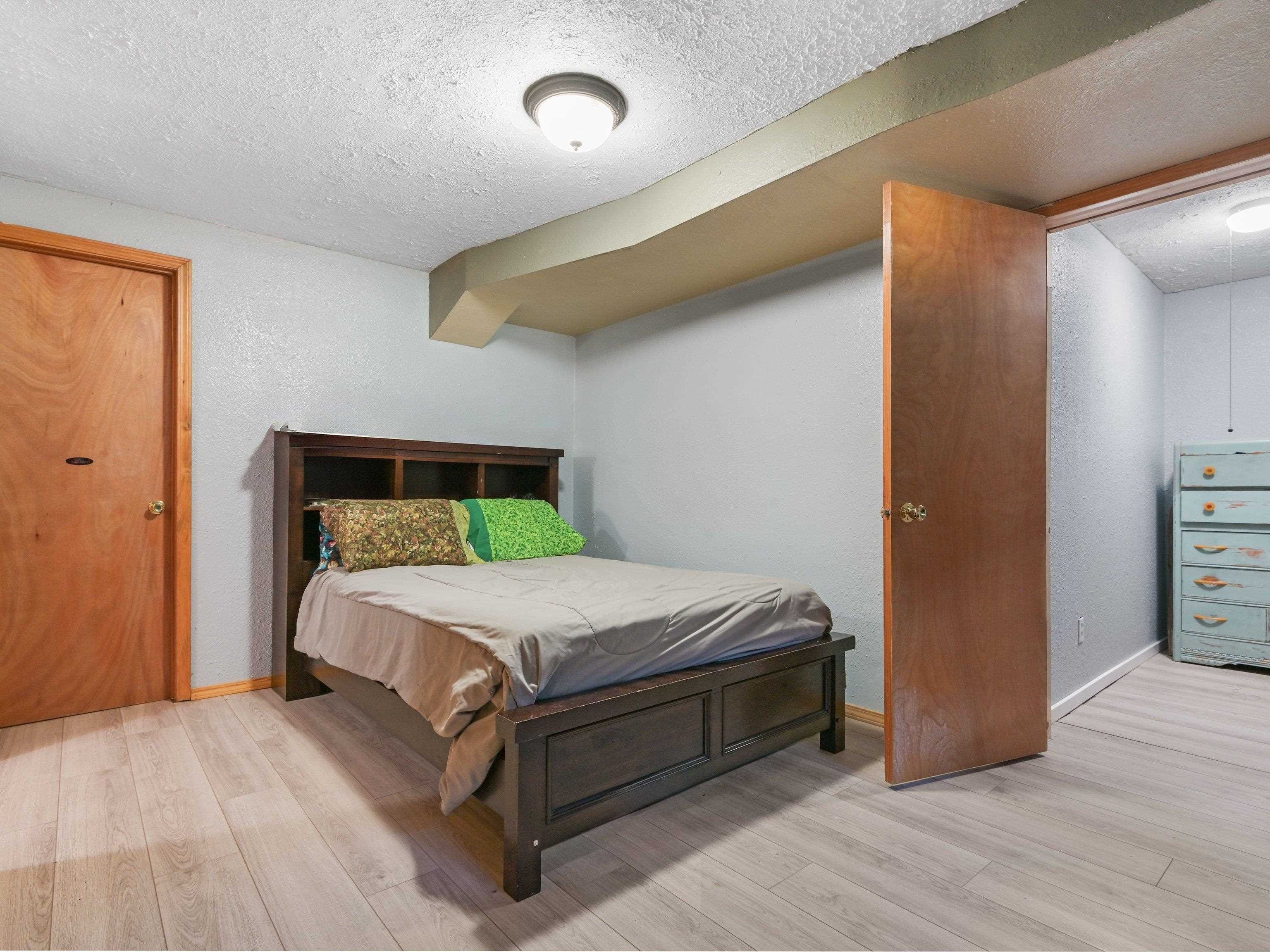 15216 W Bluegrass Rd - Photo 32