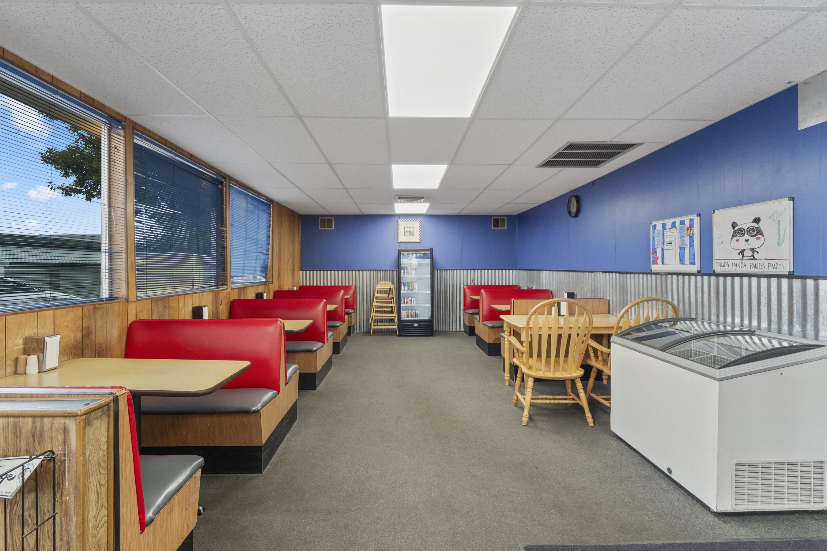 210 W Broadway Ave - Photo 19