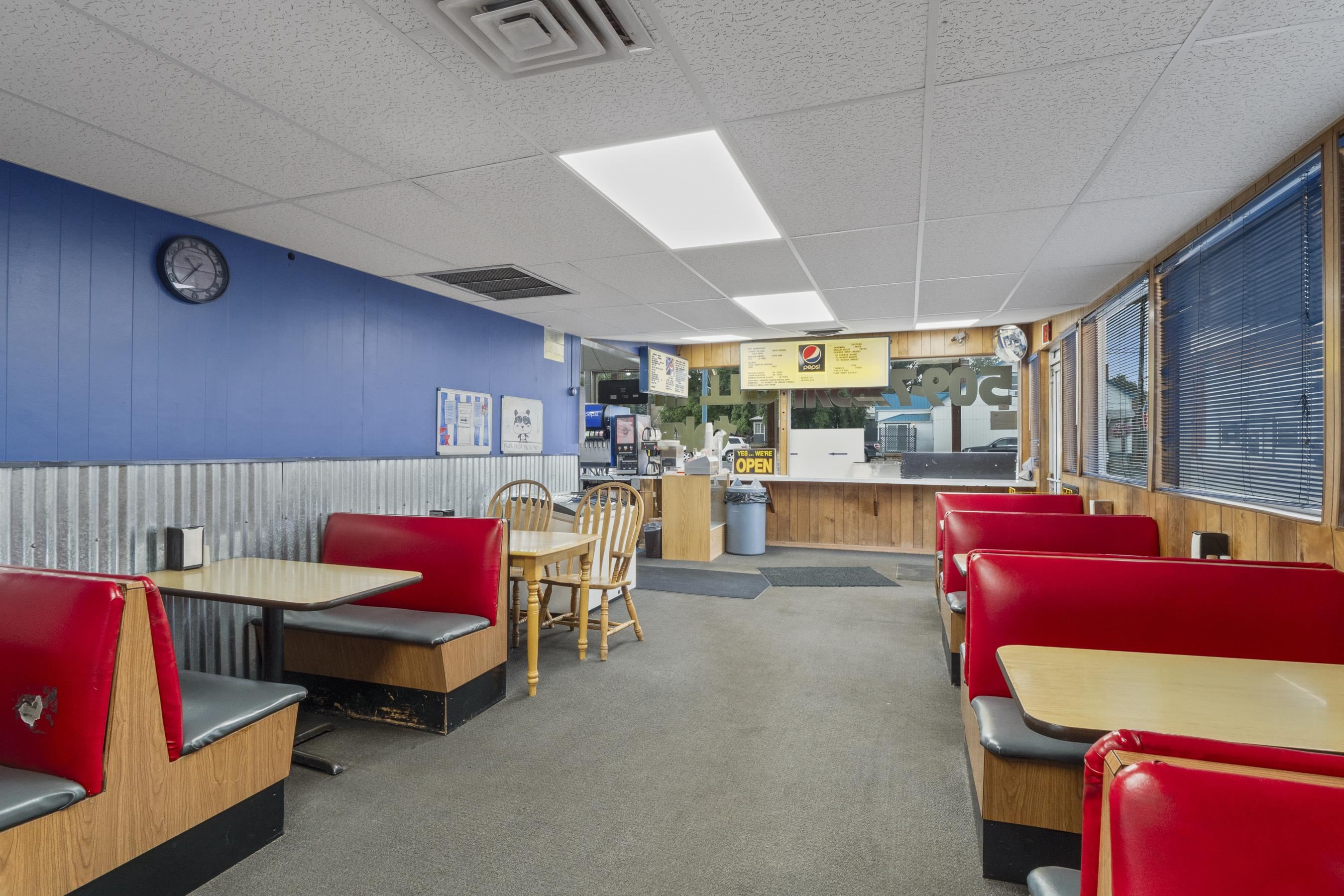 210 W Broadway Ave - Photo 20