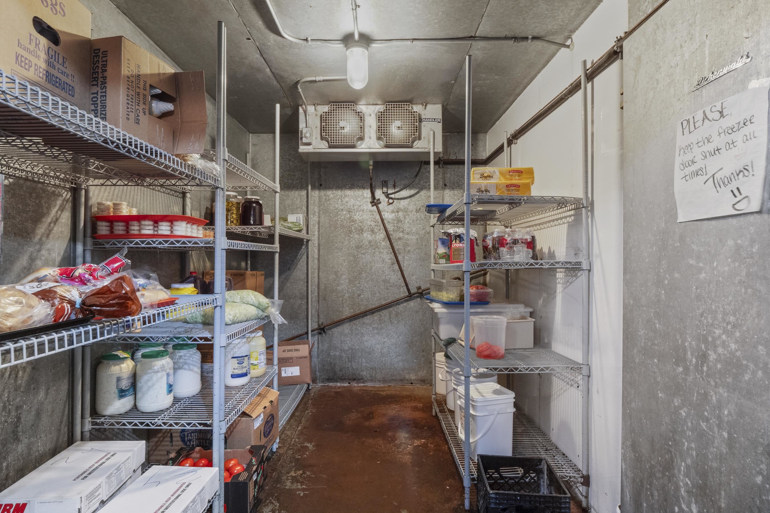 210 W Broadway Ave - Photo 32