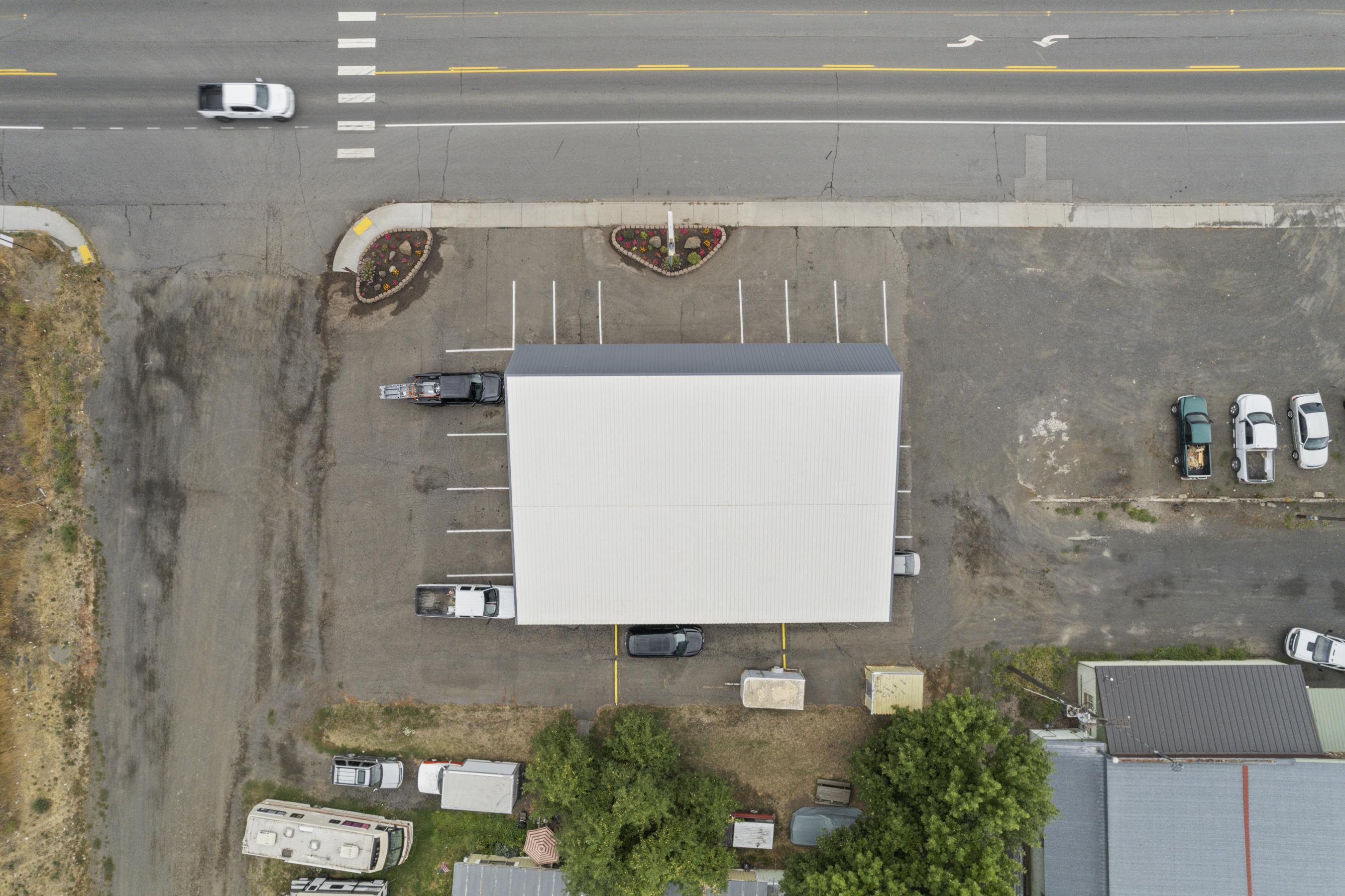 210 W Broadway Ave - Photo 5