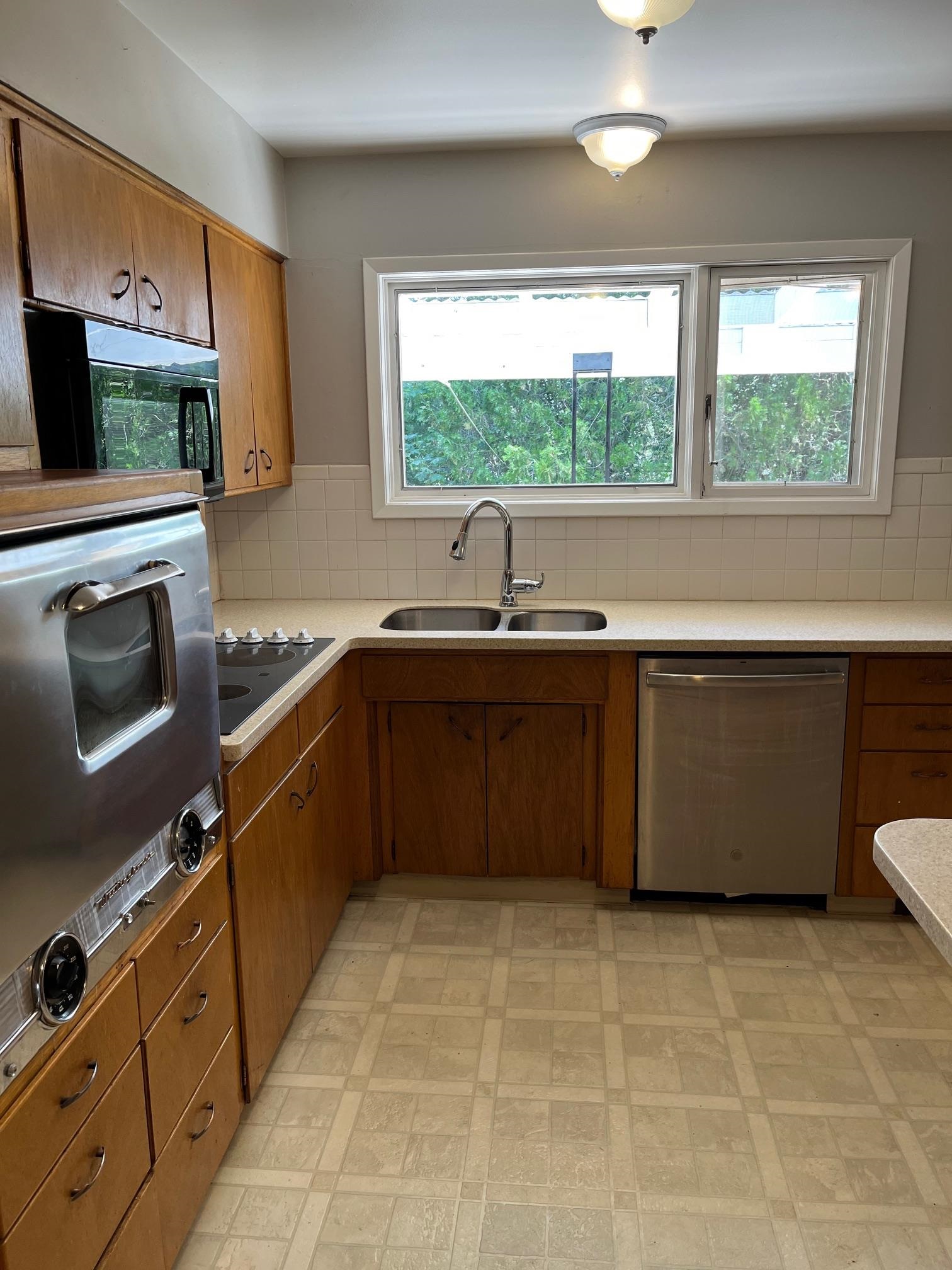 10520 N College Cir - Photo 11
