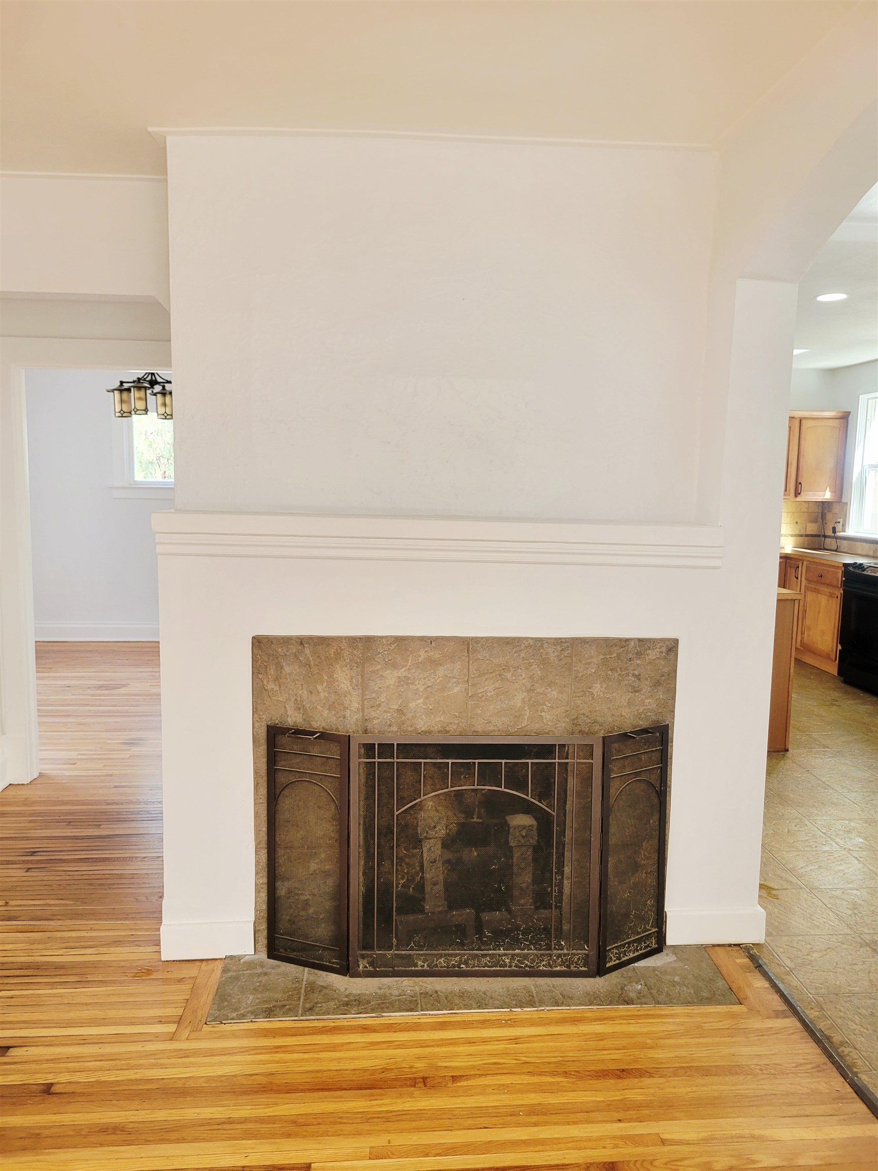 1618 W 11th Ave - Photo 12