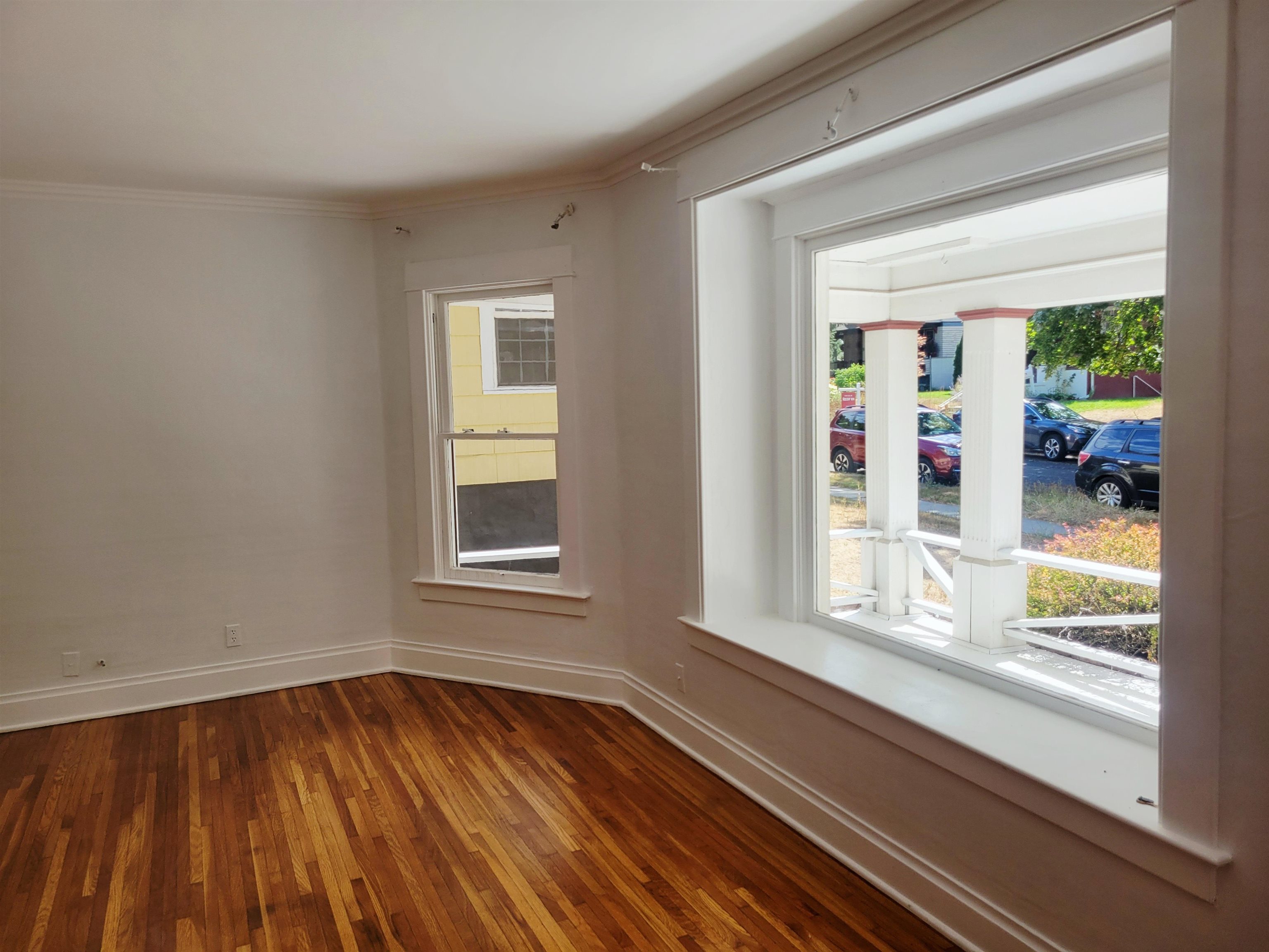 1618 W 11th Ave - Photo 4