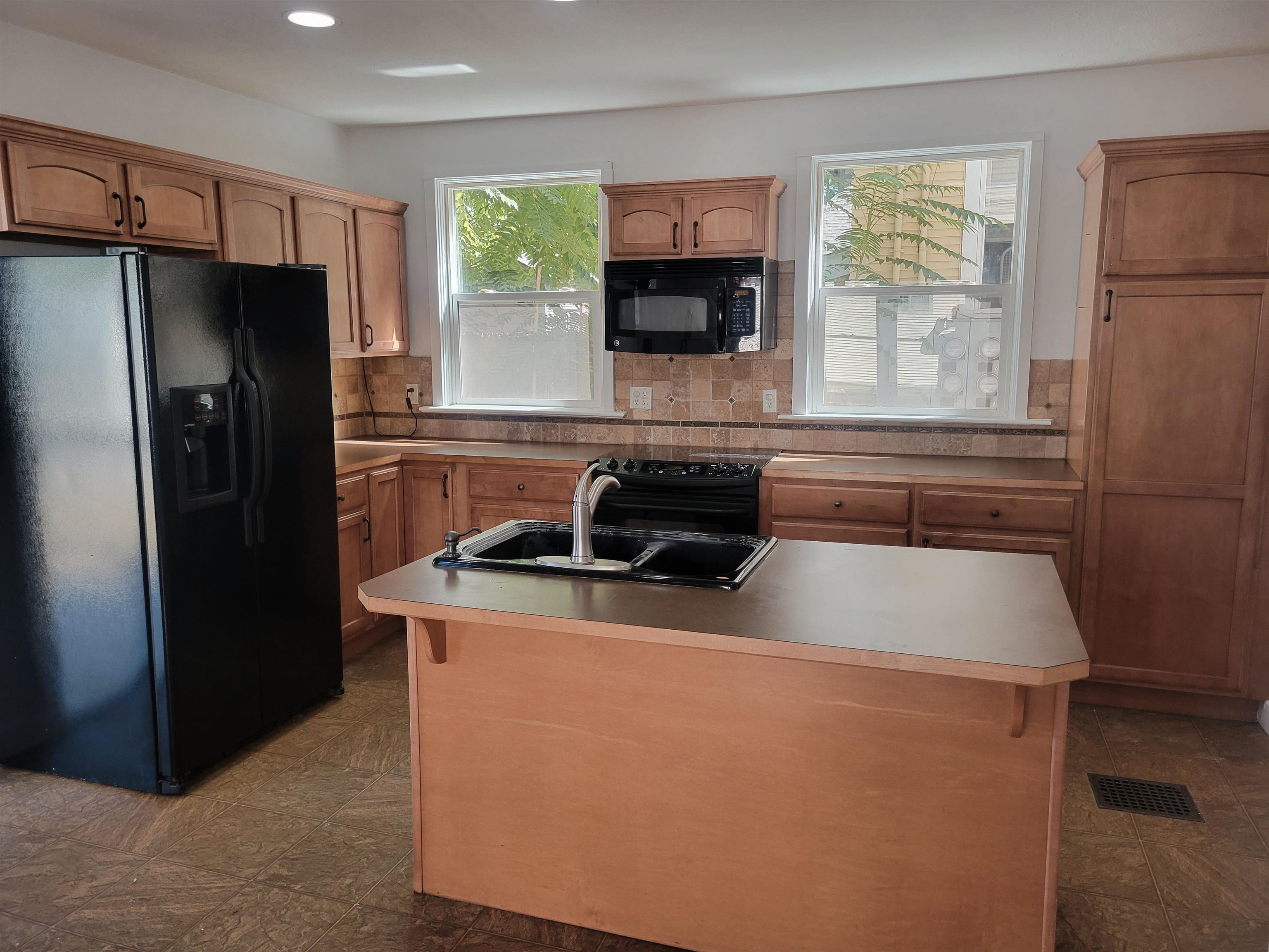 1618 W 11th Ave - Photo 8