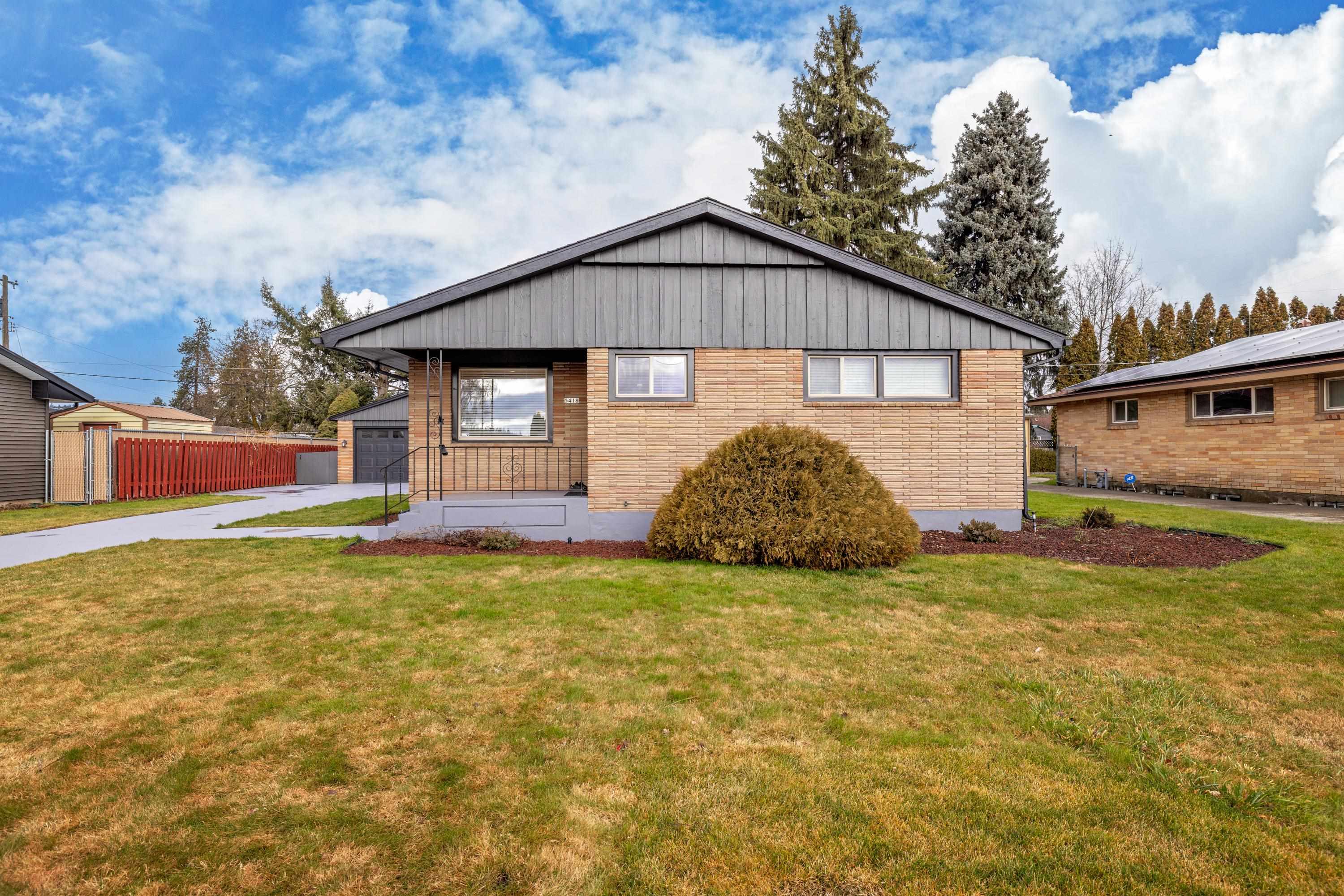 5418 W Northwest Blvd - Photo 2