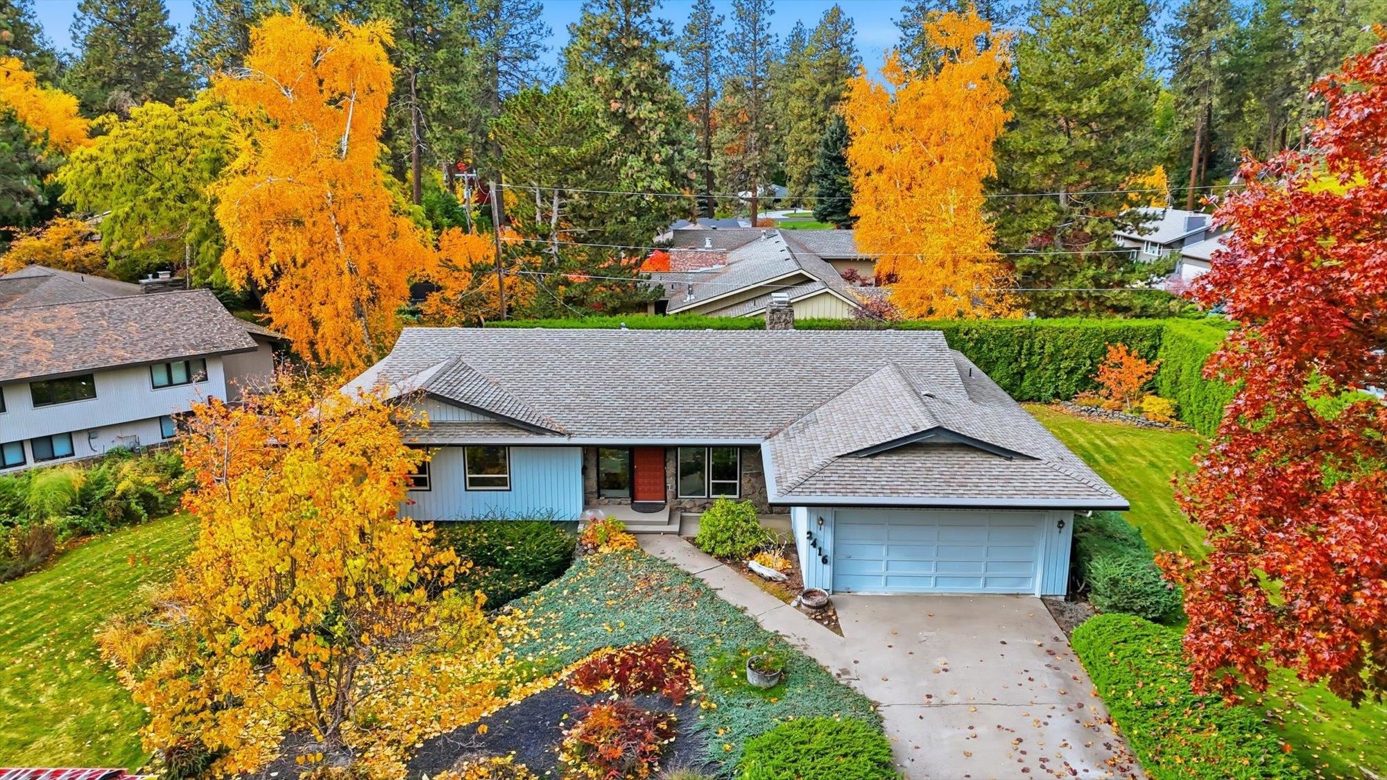 2416 S Crestline St - Photo 1
