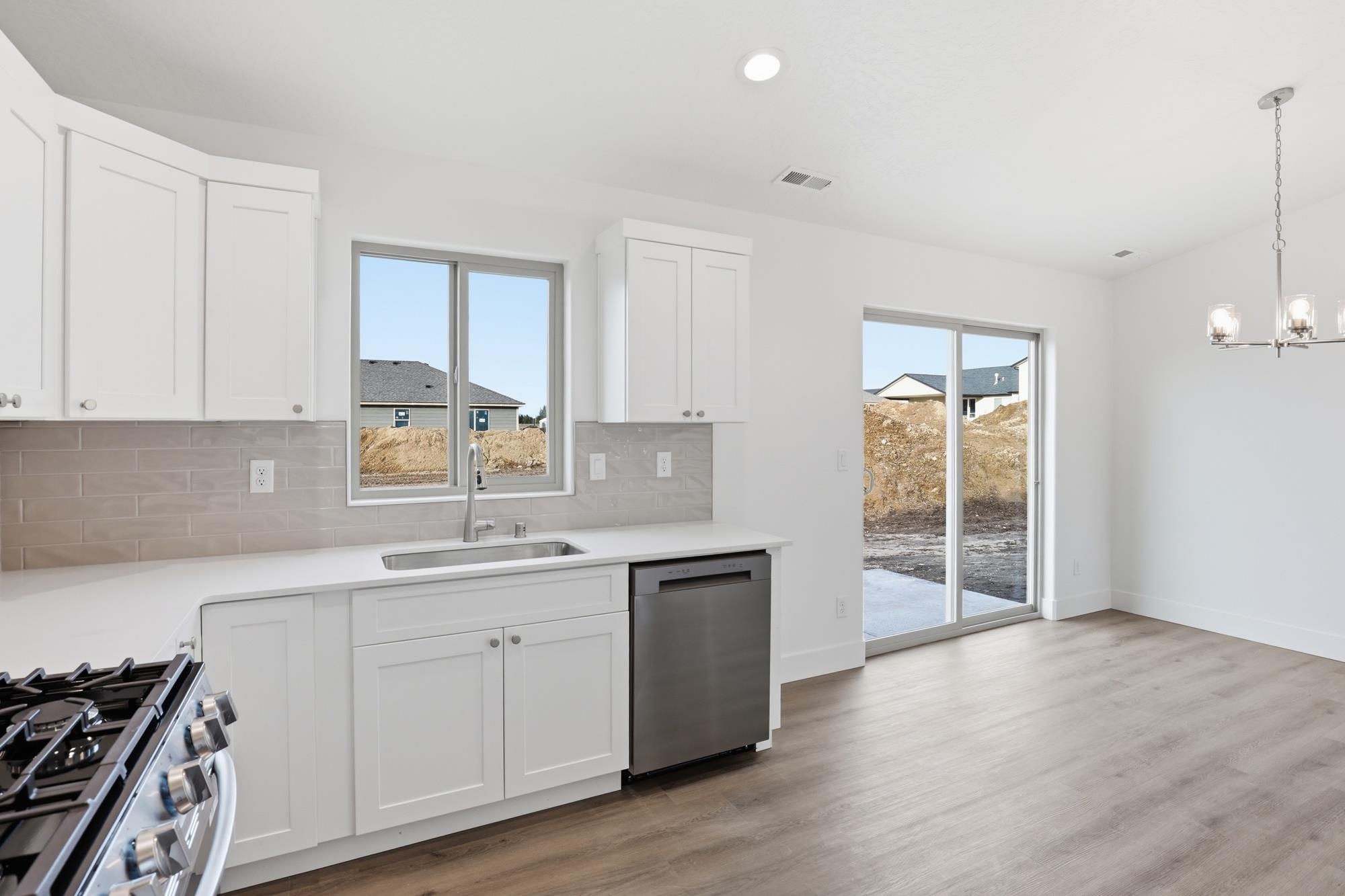 24 W 12th St - Photo 15