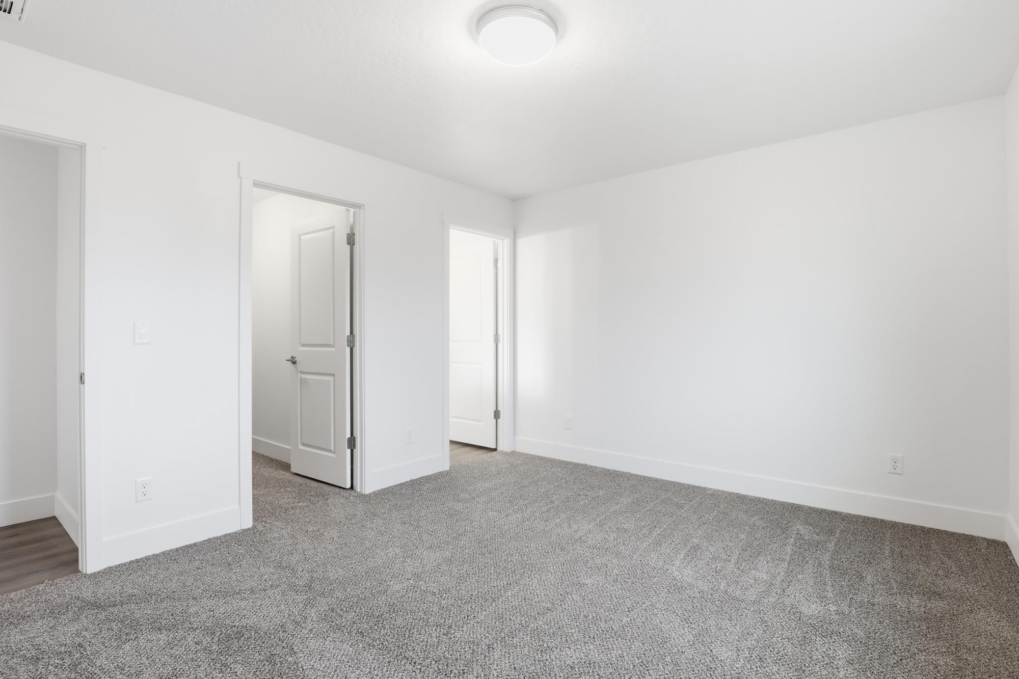 24 W 12th St - Photo 22