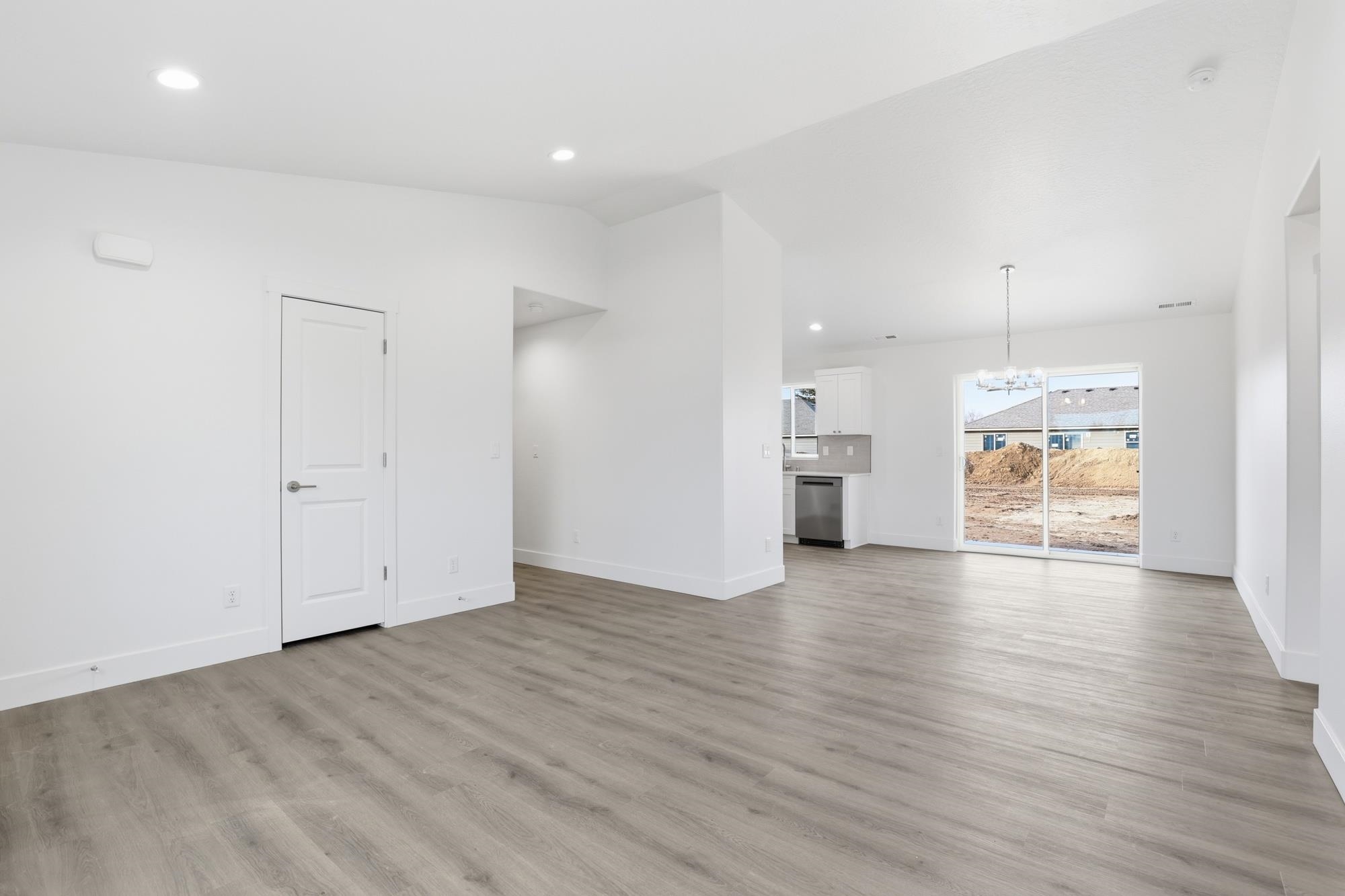24 W 12th St - Photo 7