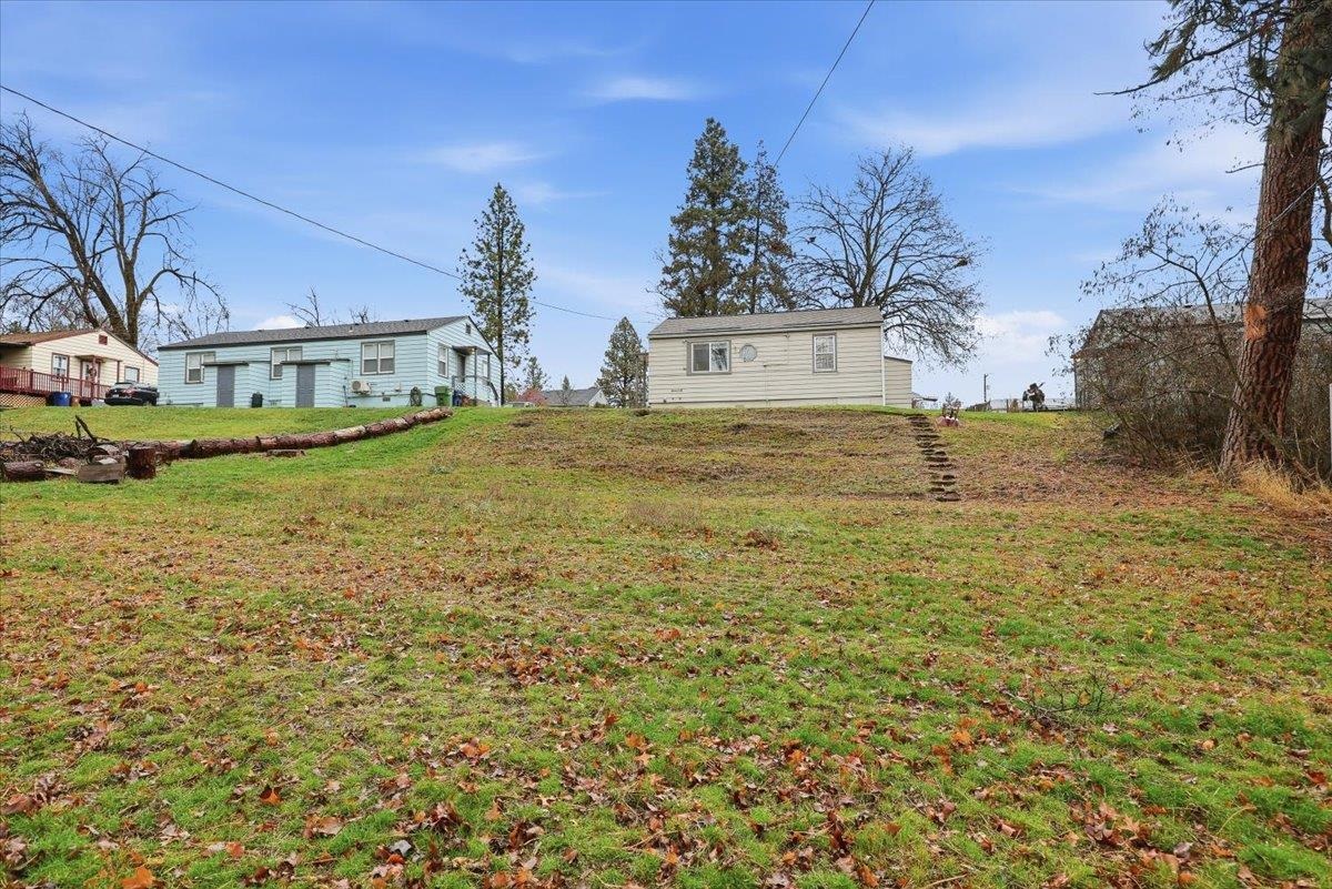 3105 W Rosamond Ave - Photo 19