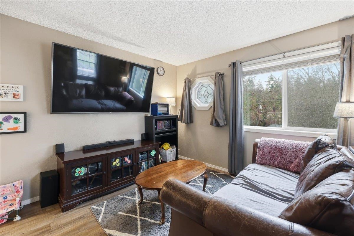 3105 W Rosamond Ave - Photo 7