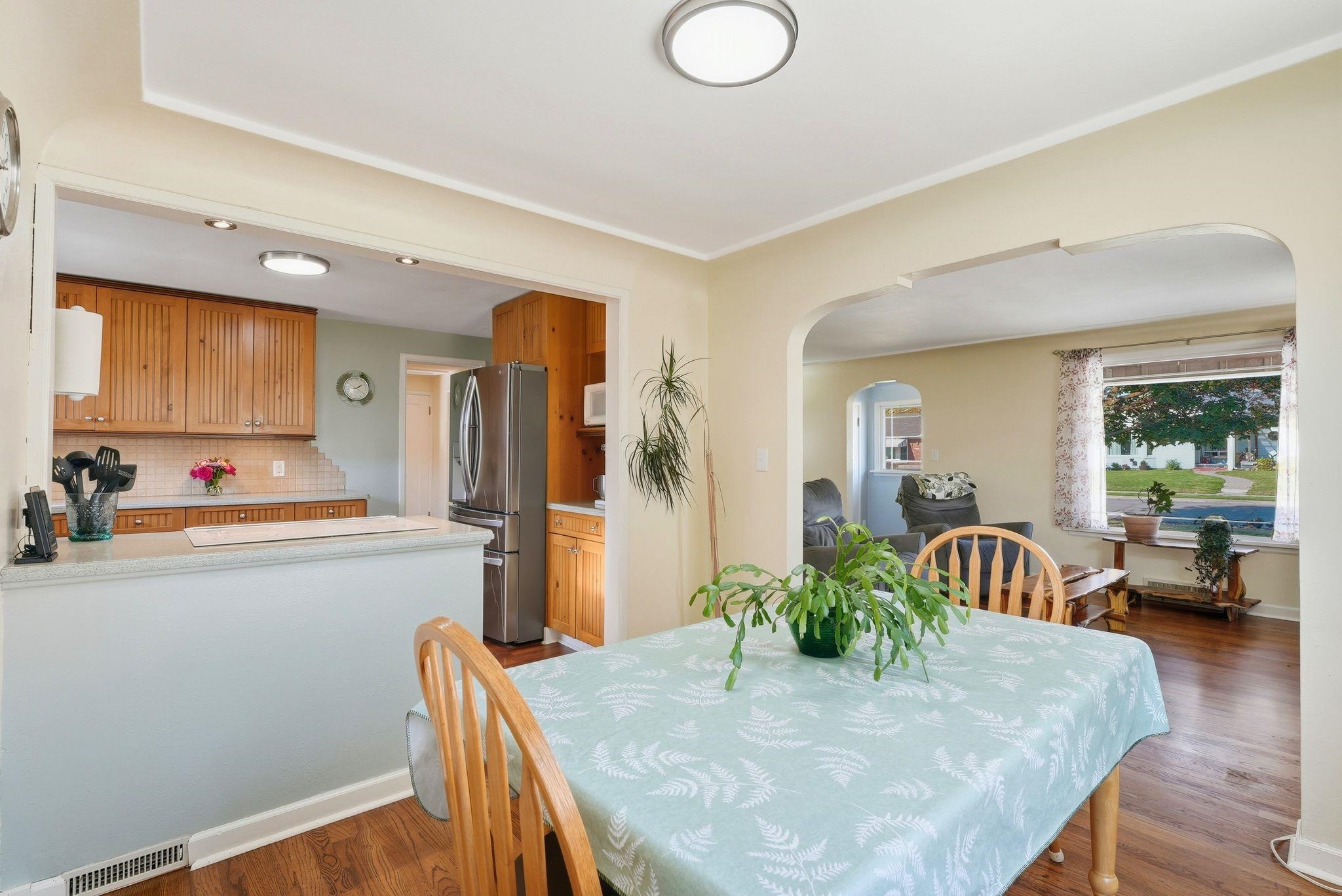 2521 W Walton Ave - Photo 7
