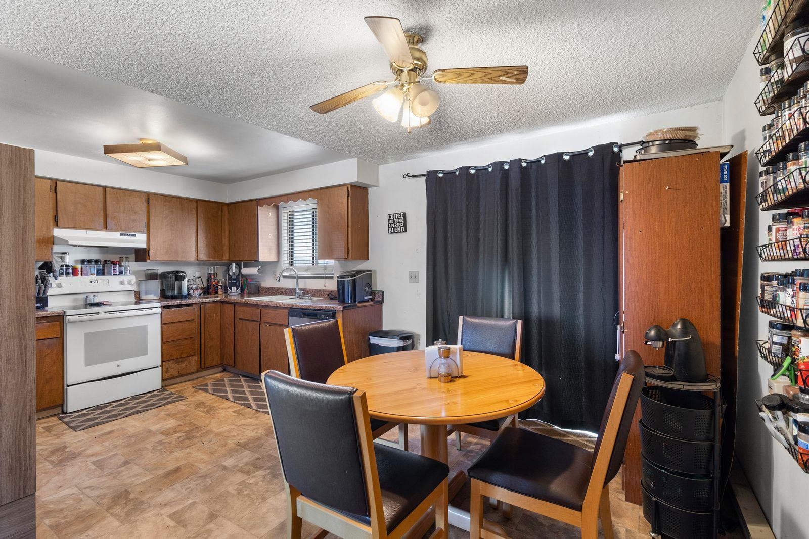 4221 N Ellen Rd - Photo 6