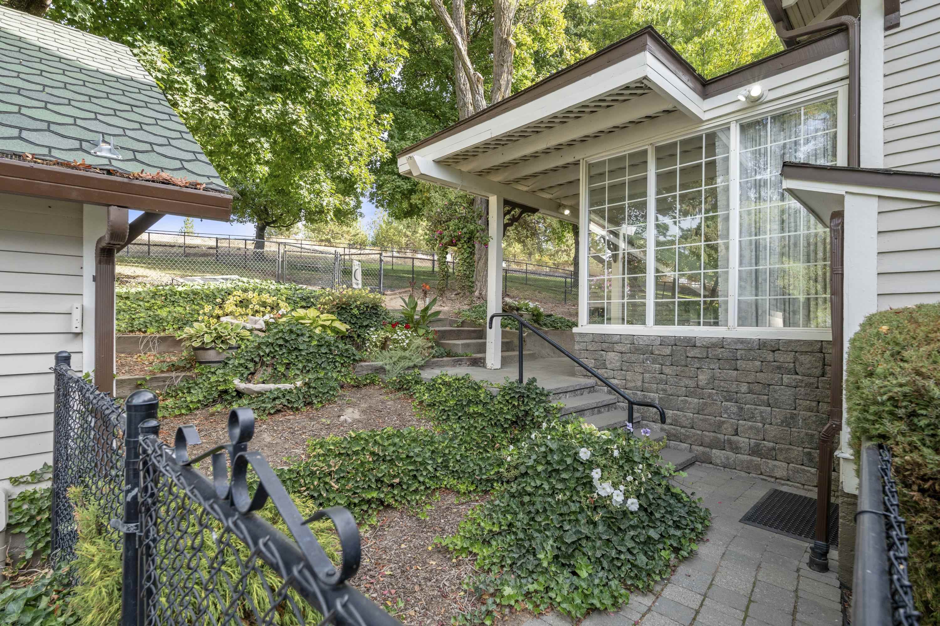 3351 W Lone Pine Rd - Photo 32